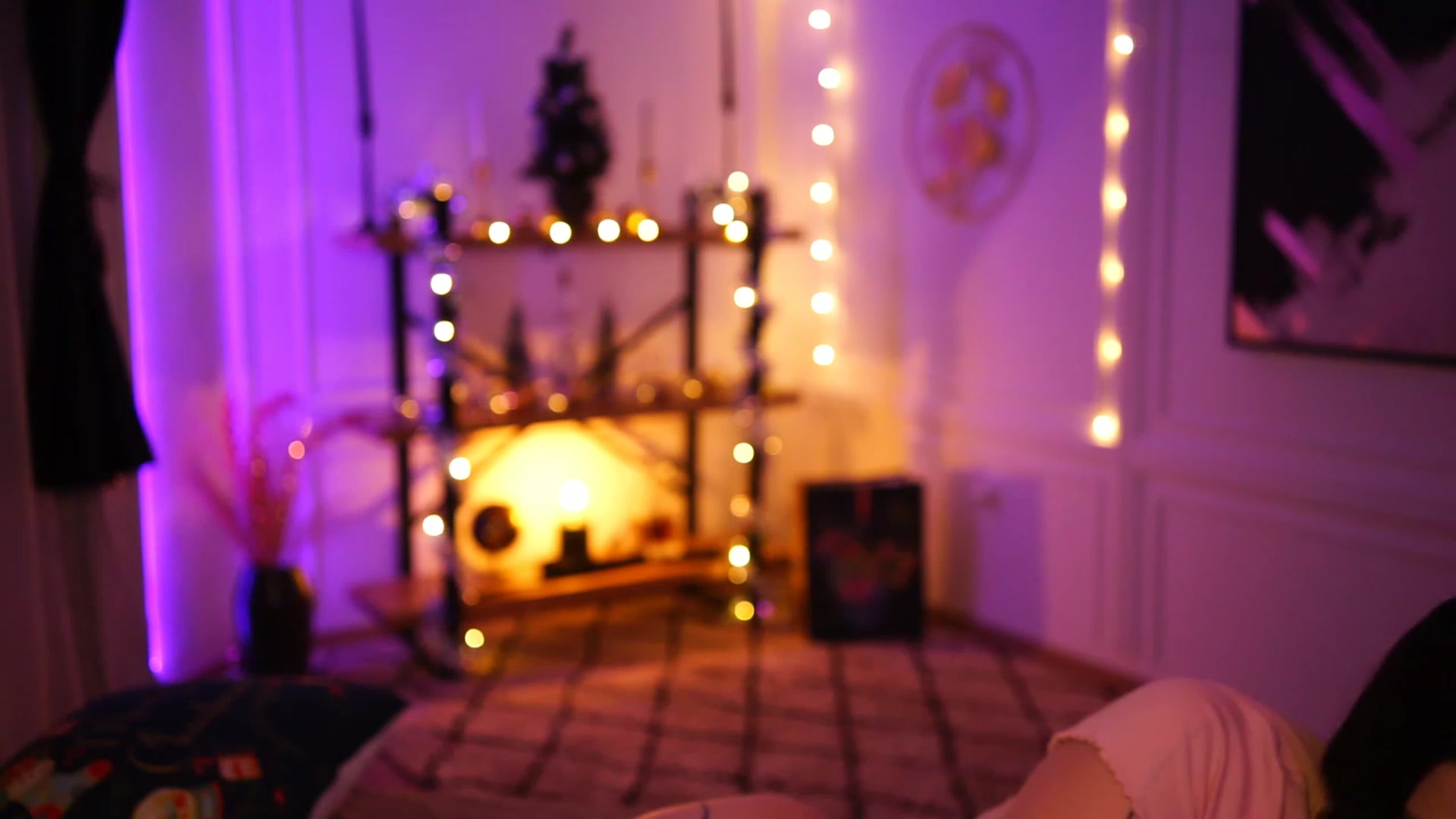 Gallery image thumbnail from lucynutty's myfreecams stream on, 12/10/2022, 15:16 image 14 of 20