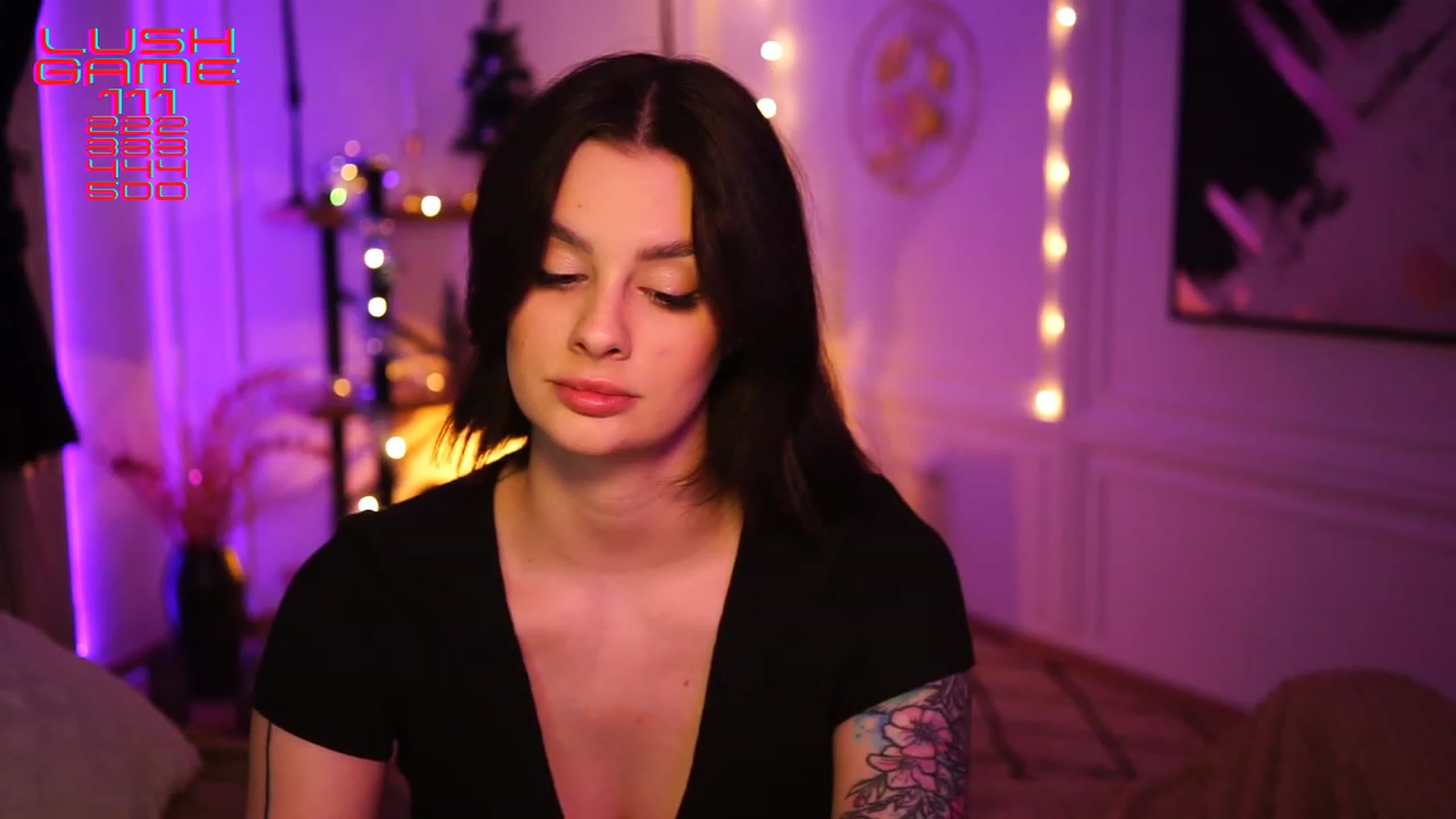 Gallery image thumbnail from lucynutty's myfreecams stream on, 12/16/2022, 18:22 image 13 of 20