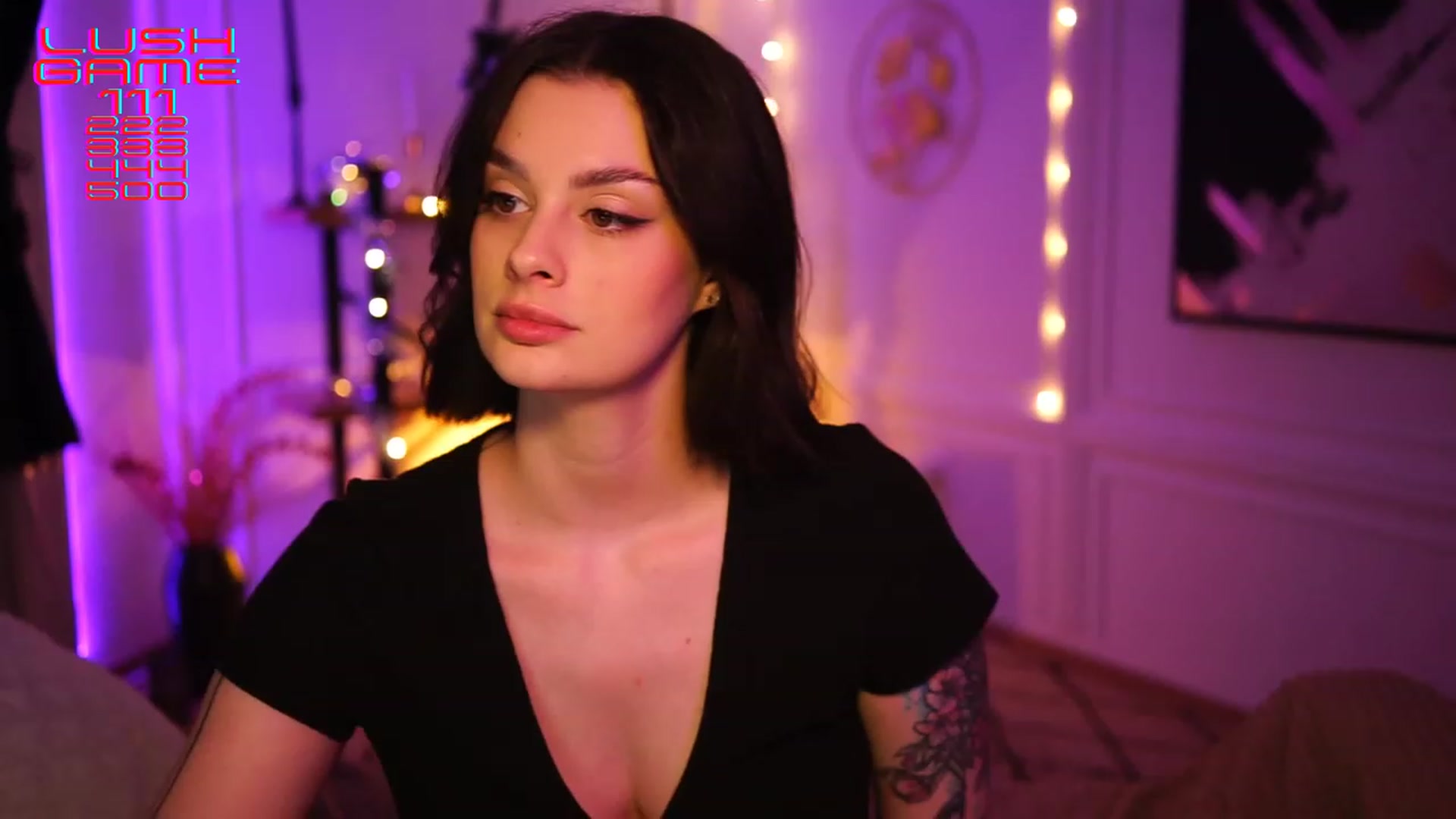 Gallery image thumbnail from lucynutty's myfreecams stream on, 12/16/2022, 18:22 image 15 of 20