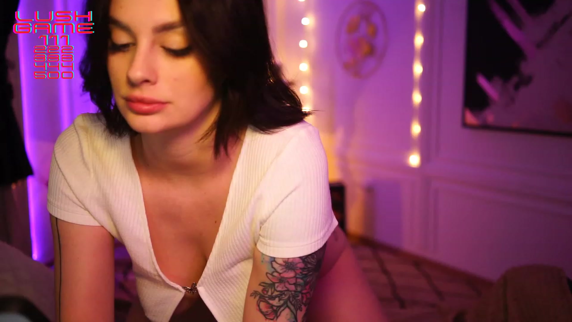 Gallery image thumbnail from lucynutty's myfreecams stream on, 12/16/2022, 20:51 image 8 of 20