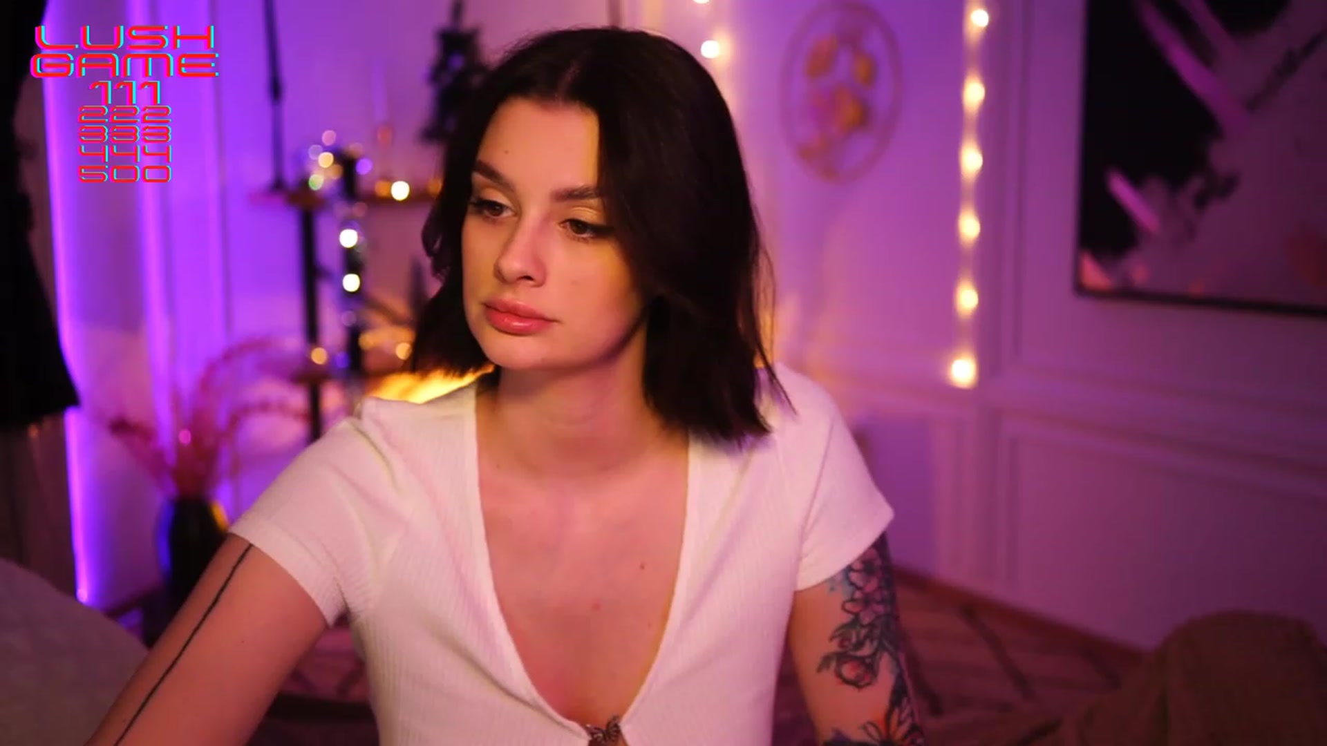 Gallery image thumbnail from lucynutty's myfreecams stream on, 12/16/2022, 20:51 image 4 of 20