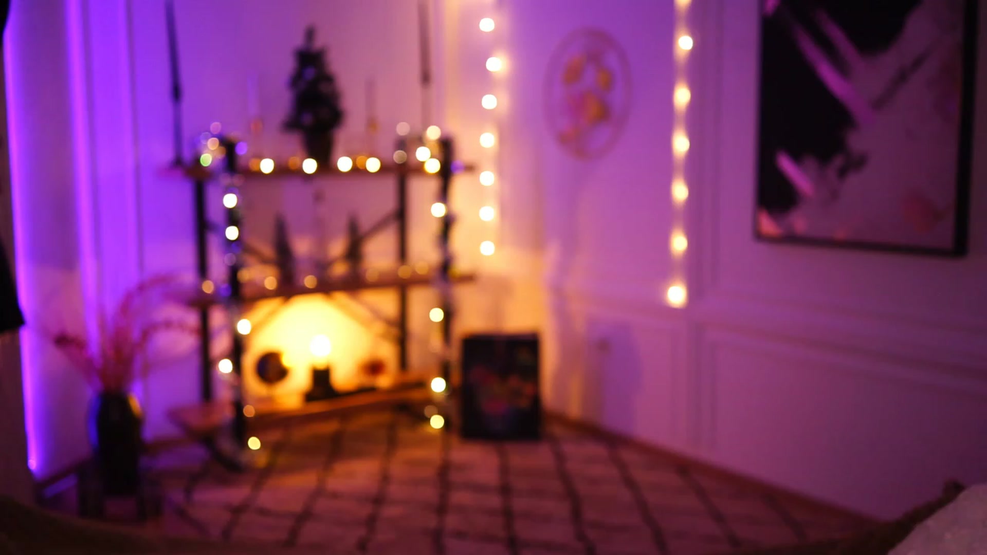 Gallery image thumbnail from lucynutty's myfreecams stream on, 12/20/2022, 22:04 image 1 of 20