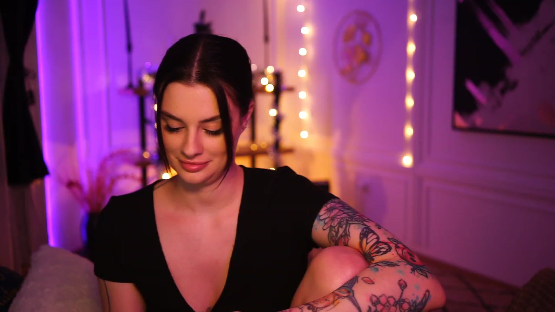Gallery image thumbnail from lucynutty's myfreecams stream on, 12/26/2022, 18:04 image 20 of 20