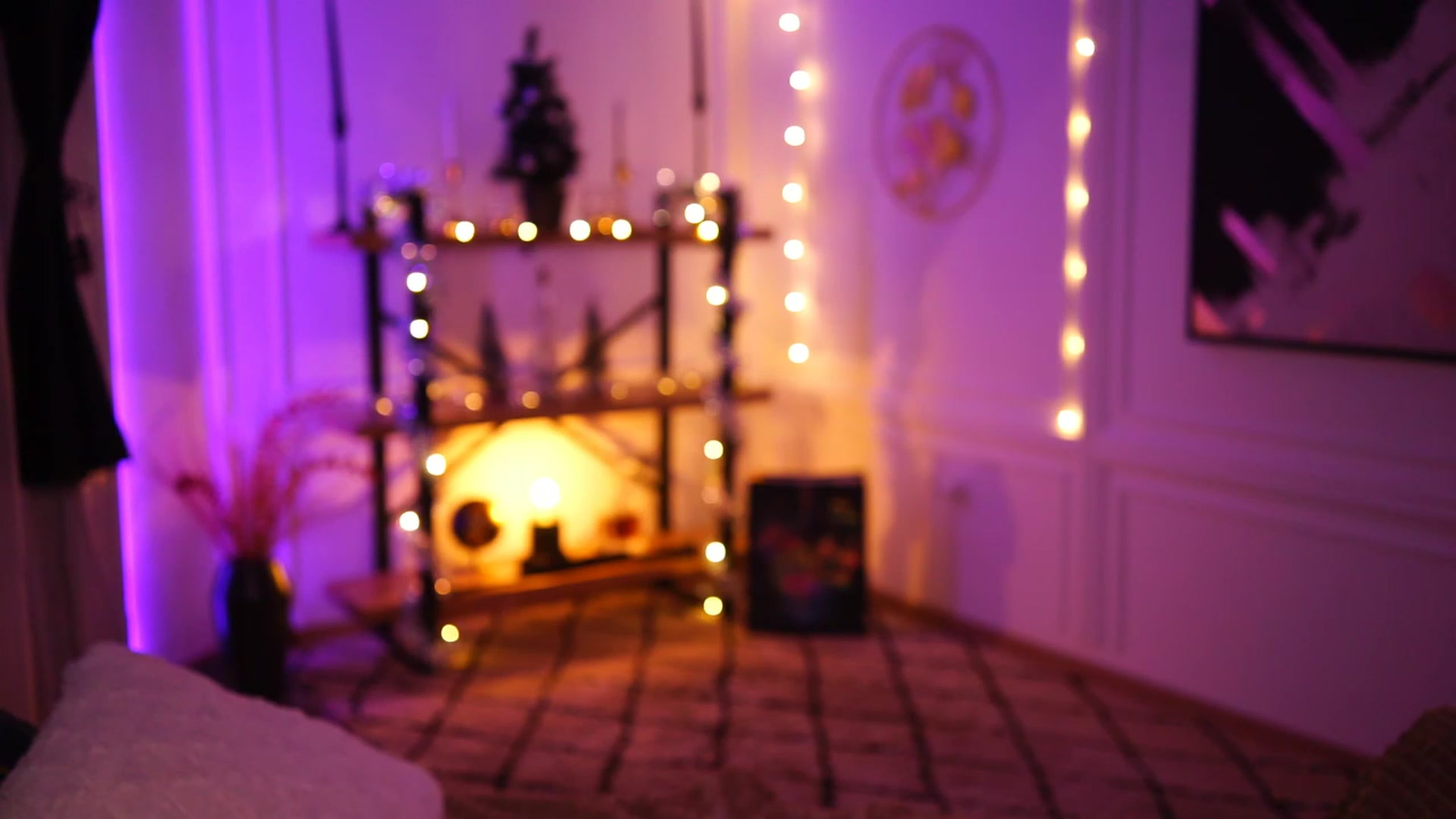 Gallery image thumbnail from lucynutty's myfreecams stream on, 12/26/2022, 18:04 image 16 of 20