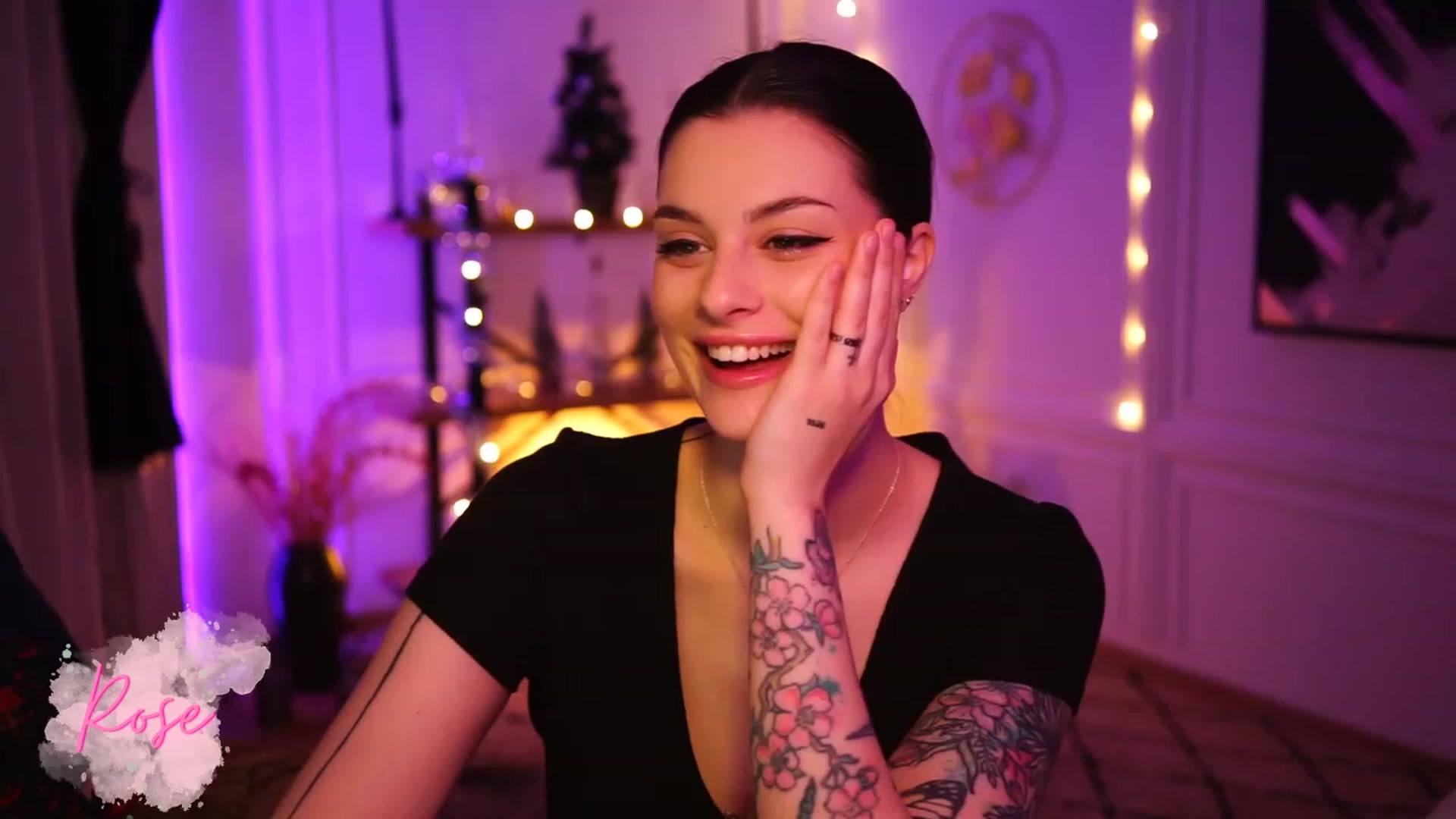 Gallery image thumbnail from lucynutty's myfreecams stream on, 12/31/2022, 09:27 image 1 of 20