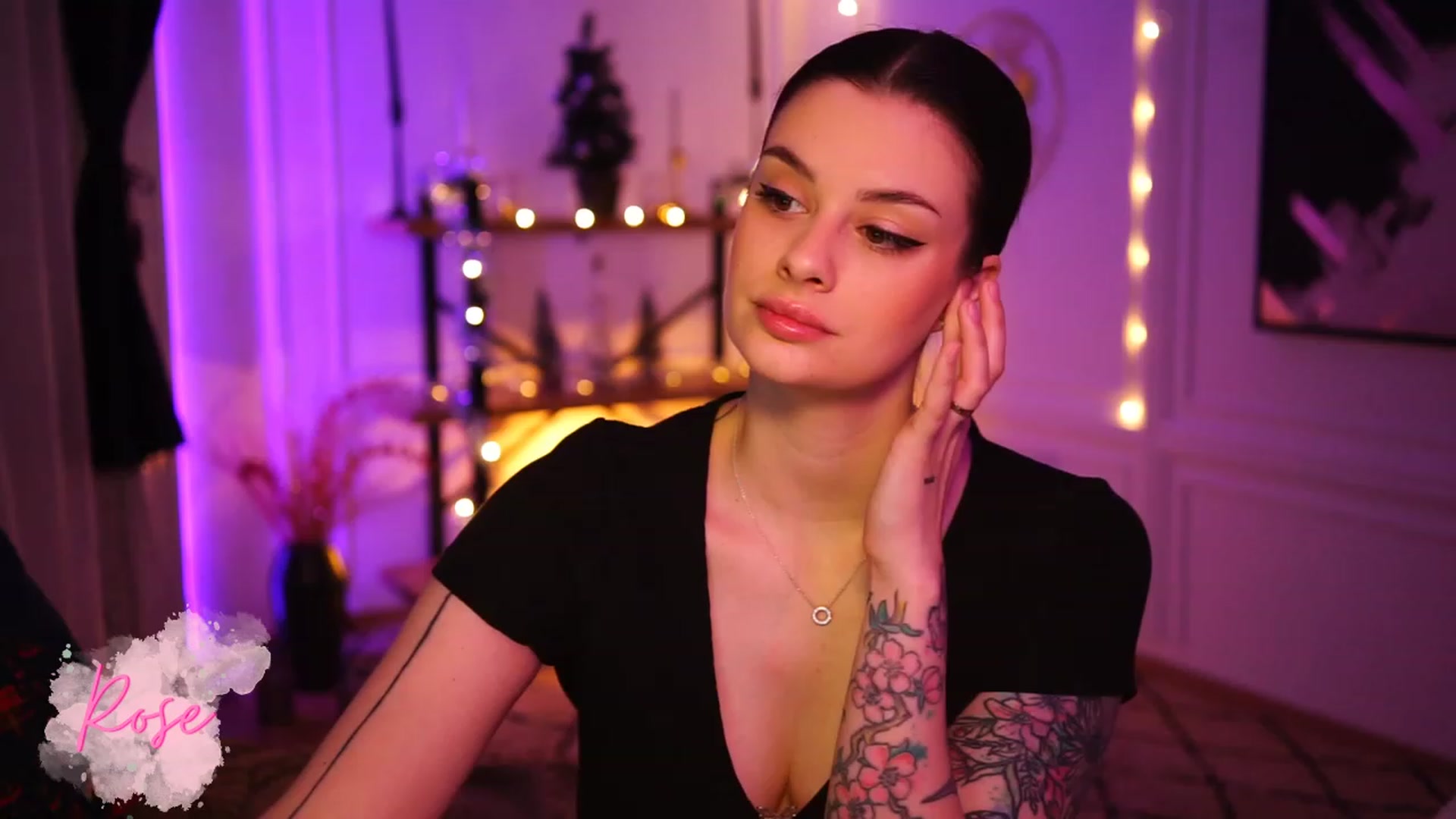 Gallery image thumbnail from lucynutty's myfreecams stream on, 12/31/2022, 09:27 image 4 of 20