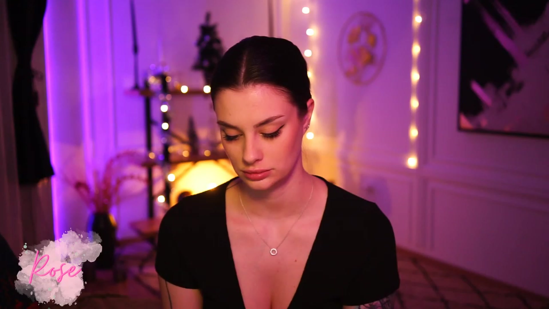 Gallery image thumbnail from lucynutty's myfreecams stream on, 12/31/2022, 12:08 image 13 of 20