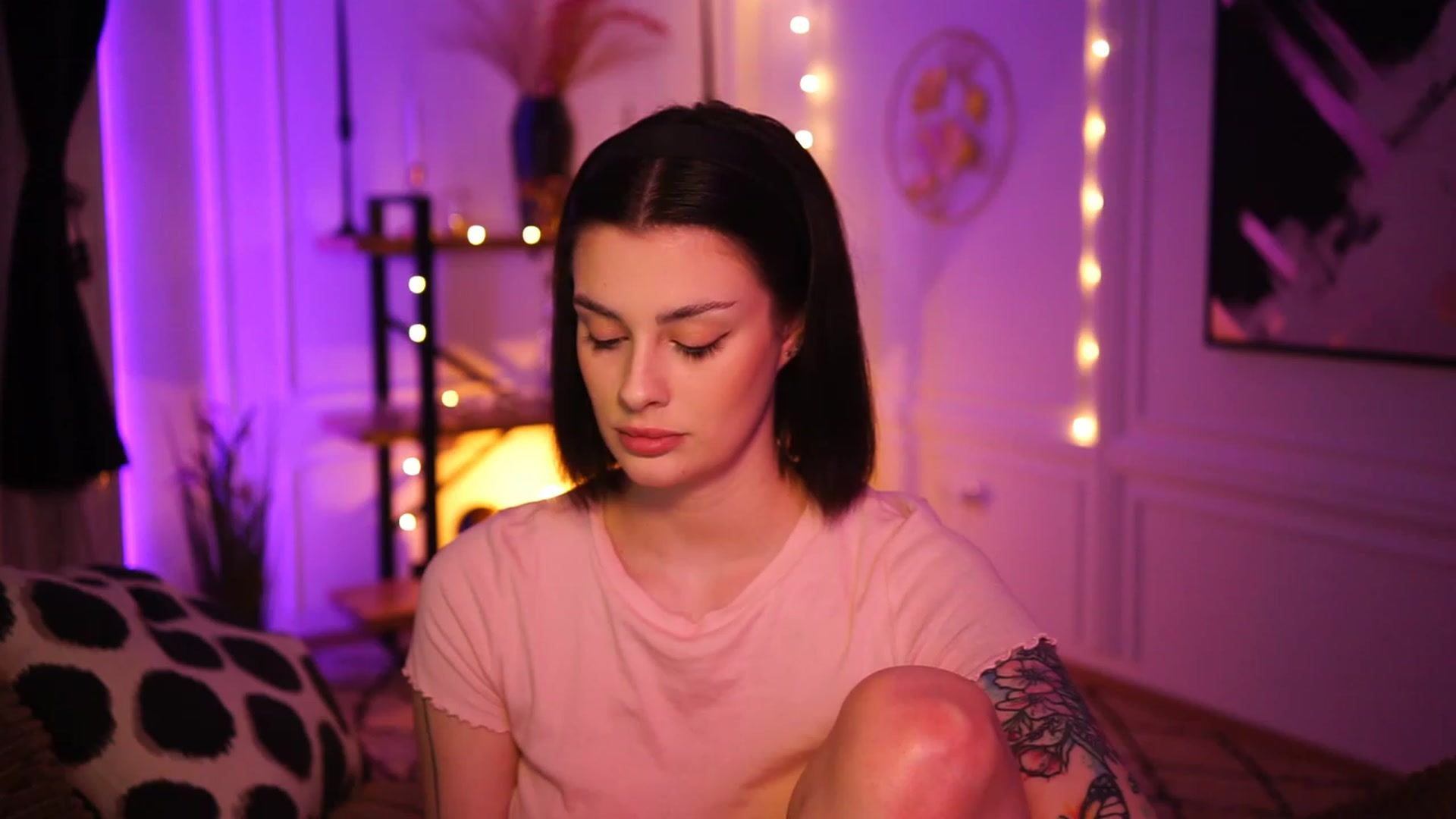 Gallery image thumbnail from lucynutty's myfreecams stream on, 01/02/2023, 19:29 image 18 of 20