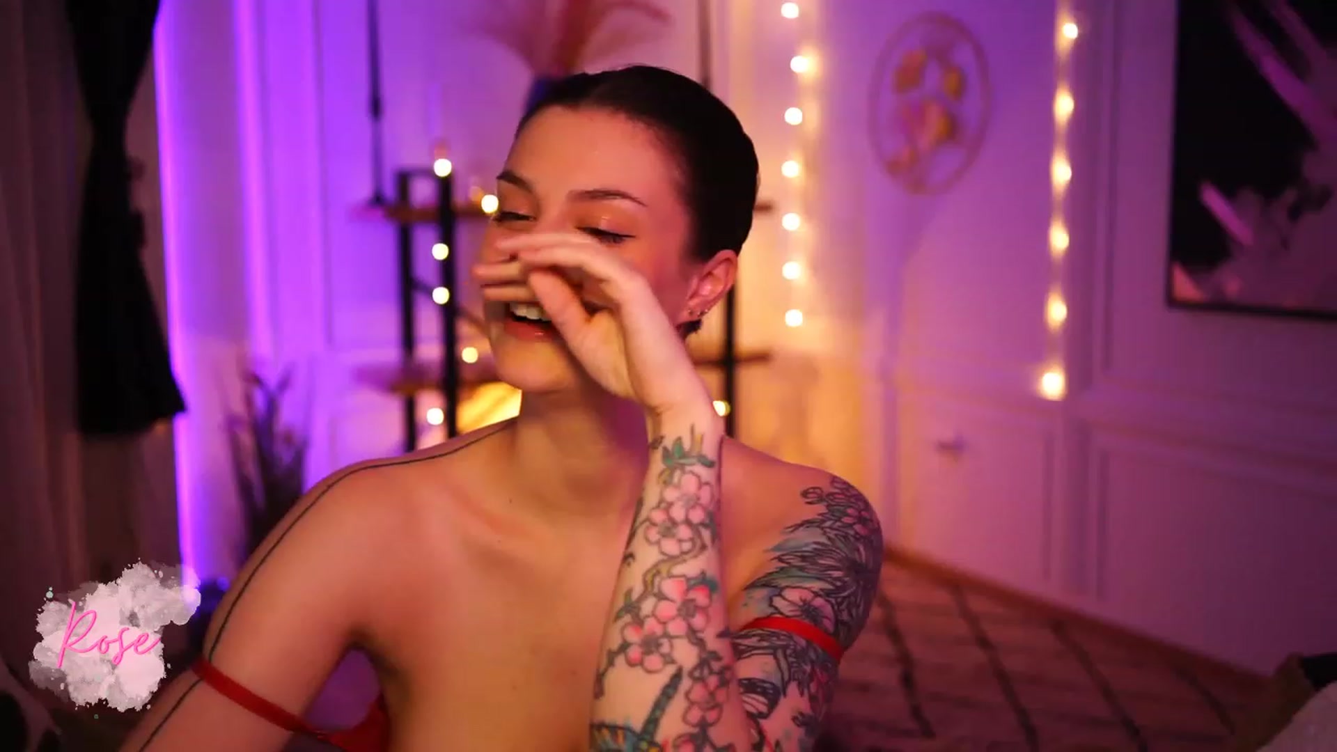 Gallery image thumbnail from lucynutty's myfreecams stream on, 01/13/2023, 19:14 image 11 of 20