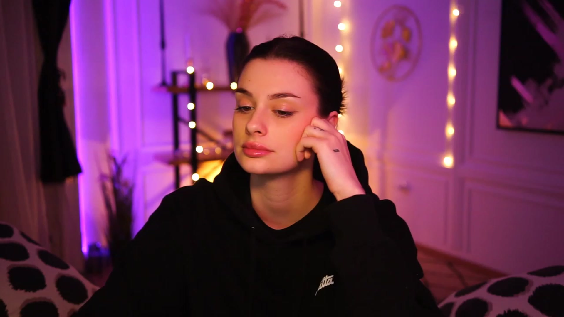 Gallery image thumbnail from lucynutty's myfreecams stream on, 01/28/2023, 18:52 image 10 of 20