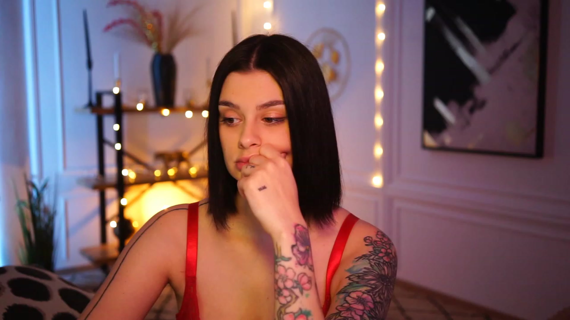 Gallery image thumbnail from lucynutty's myfreecams stream on, 01/31/2023, 15:37 image 20 of 20