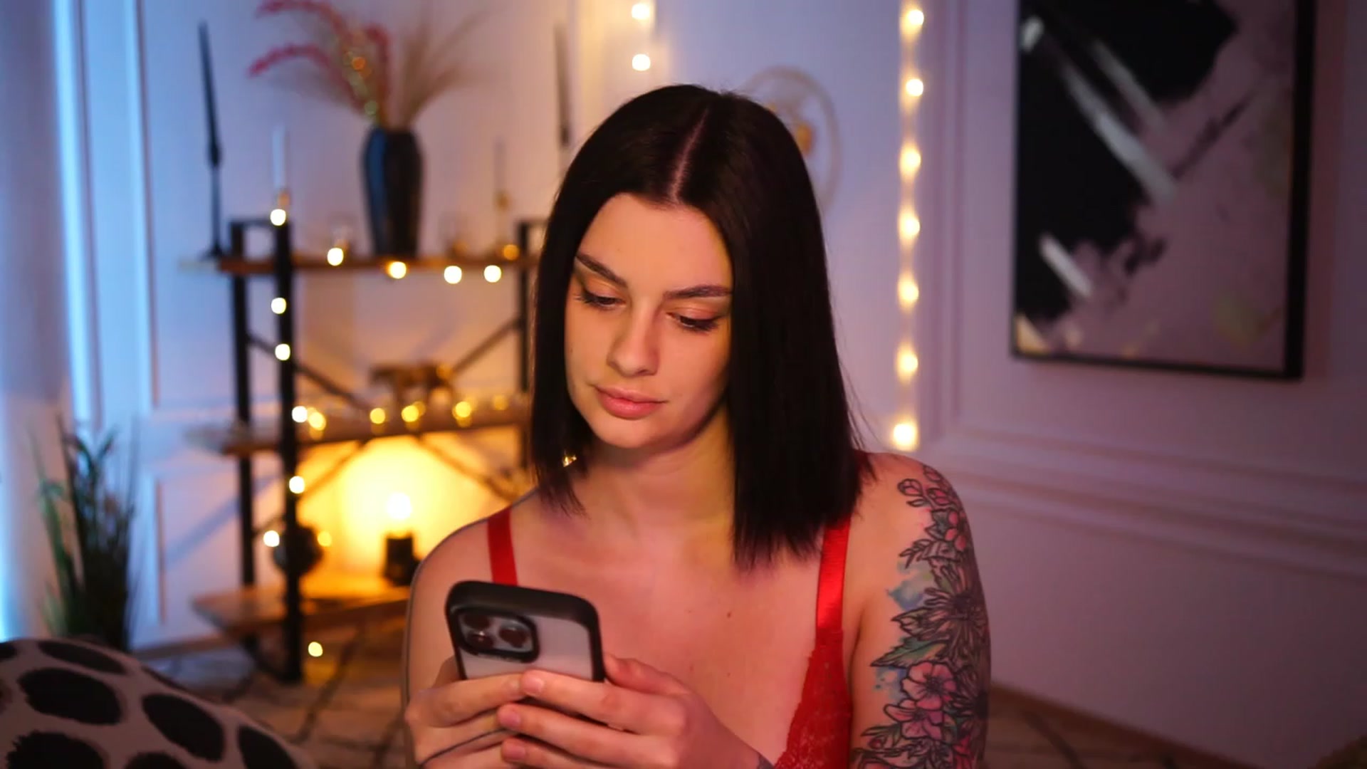 Gallery image thumbnail from lucynutty's myfreecams stream on, 01/31/2023, 16:44 image 1 of 20
