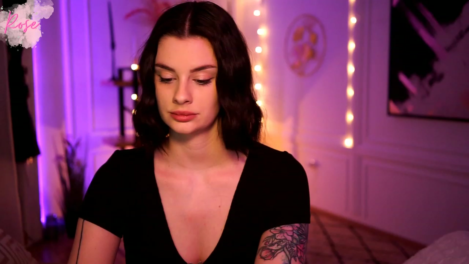 Gallery image thumbnail from lucynutty's myfreecams stream on, 02/04/2023, 13:26 image 8 of 20