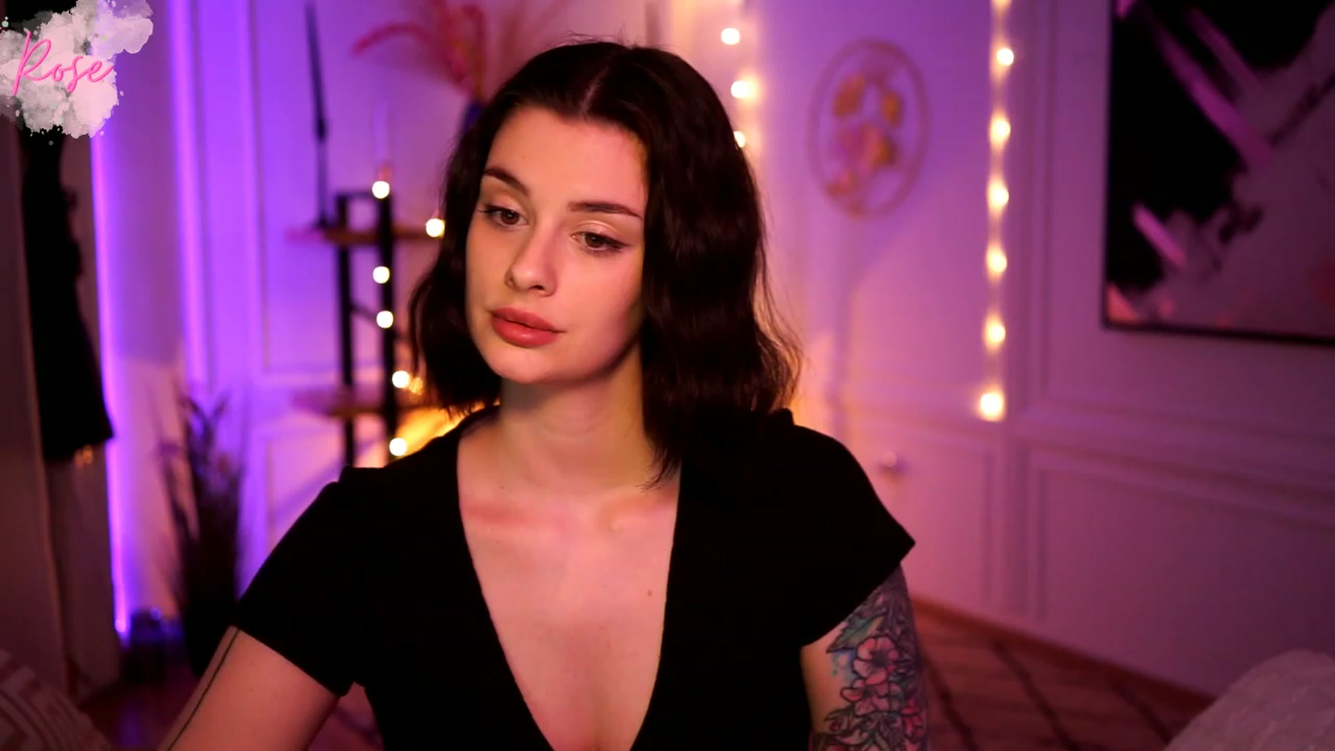 Gallery image thumbnail from lucynutty's myfreecams stream on, 02/04/2023, 16:00 image 9 of 20