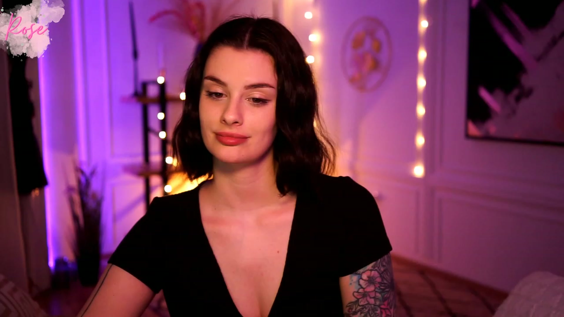 Gallery image thumbnail from lucynutty's myfreecams stream on, 02/04/2023, 16:00 image 12 of 20