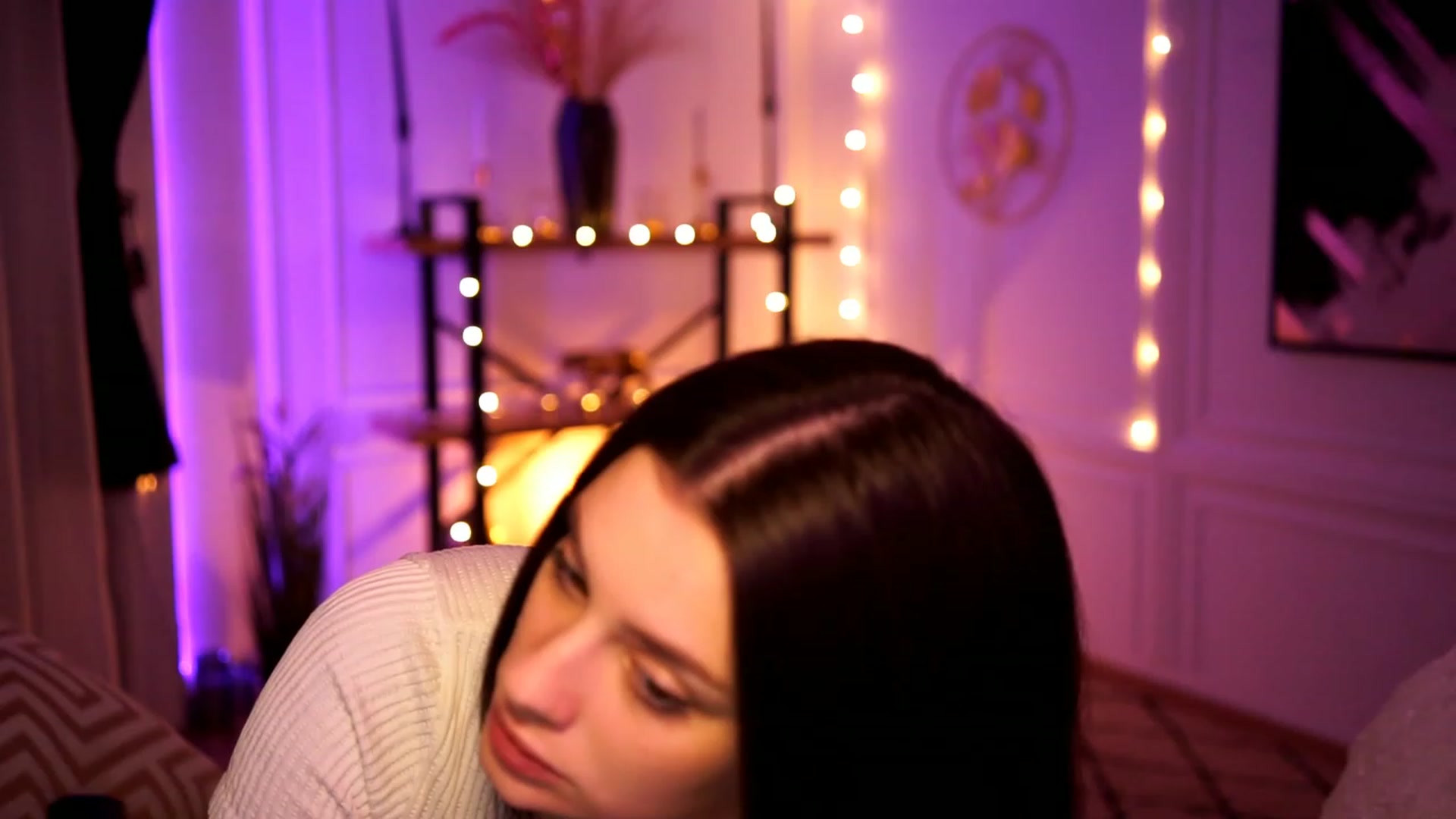 Gallery image thumbnail from lucynutty's myfreecams stream on, 02/10/2023, 18:28 image 6 of 20