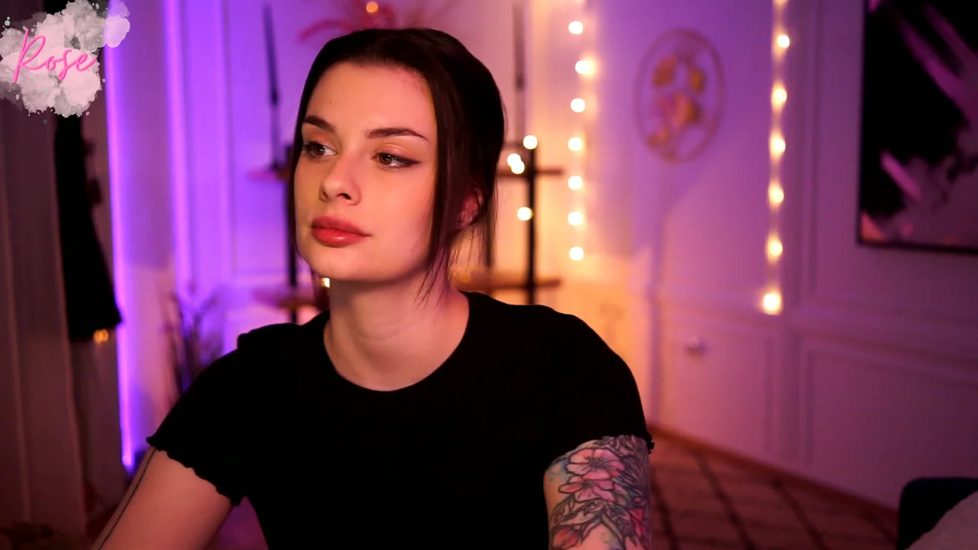 Gallery image thumbnail from lucynutty's myfreecams stream on, 02/11/2023, 14:02 image 4 of 20