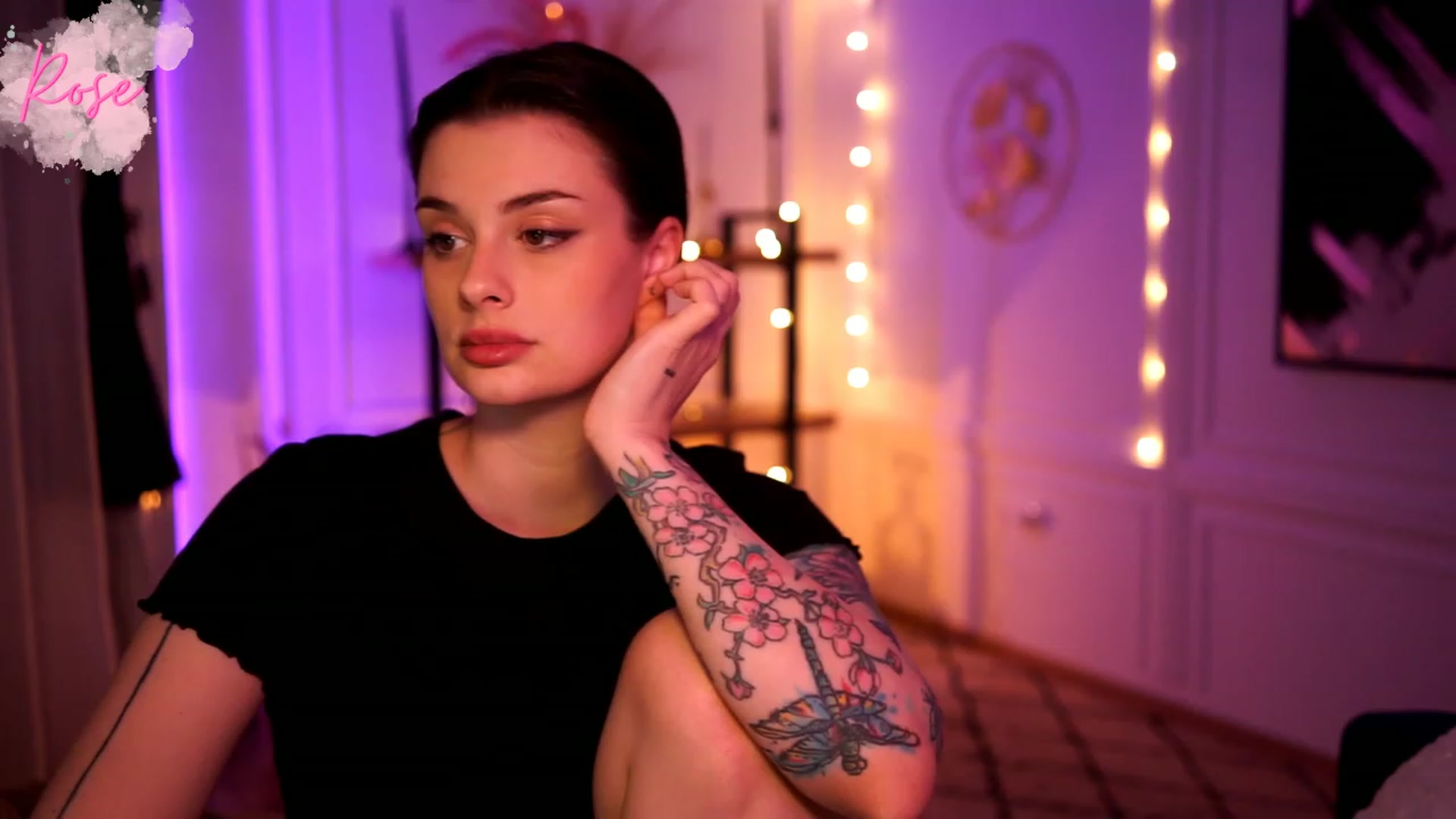 Gallery image thumbnail from lucynutty's myfreecams stream on, 02/11/2023, 14:02 image 12 of 20