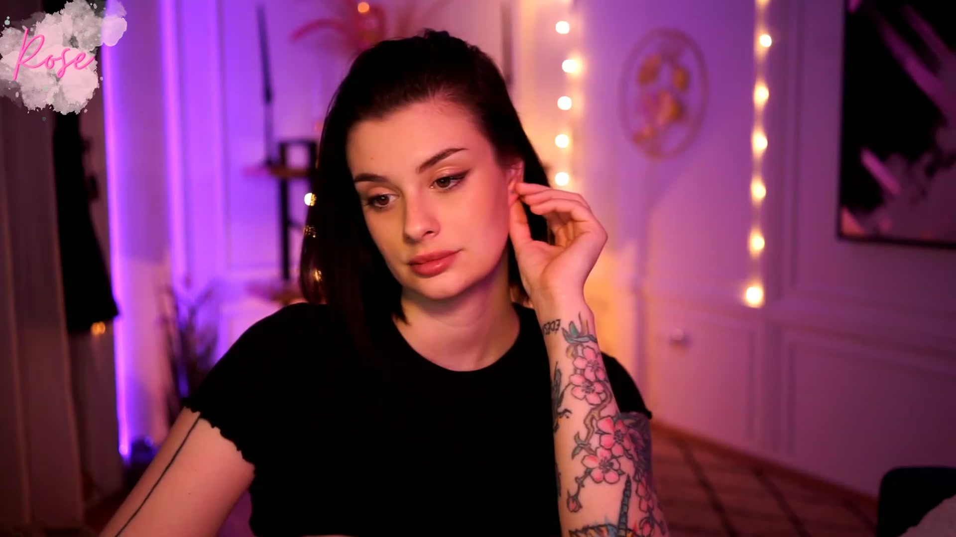 Gallery image thumbnail from lucynutty's myfreecams stream on, 02/11/2023, 14:02 image 20 of 20