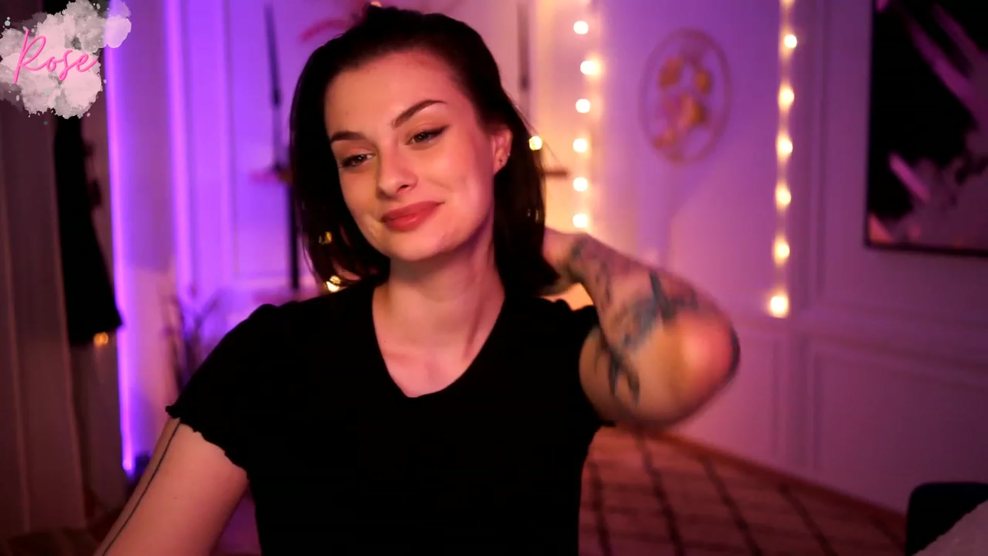 Gallery image thumbnail from lucynutty's myfreecams stream on, 02/11/2023, 14:02 image 15 of 20