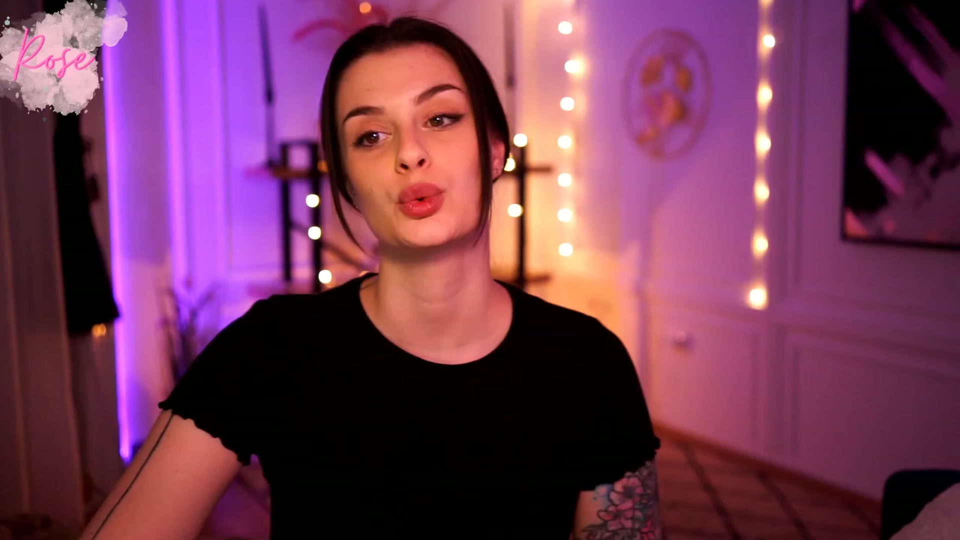 Gallery image thumbnail from lucynutty's myfreecams stream on, 02/11/2023, 14:02 image 5 of 20