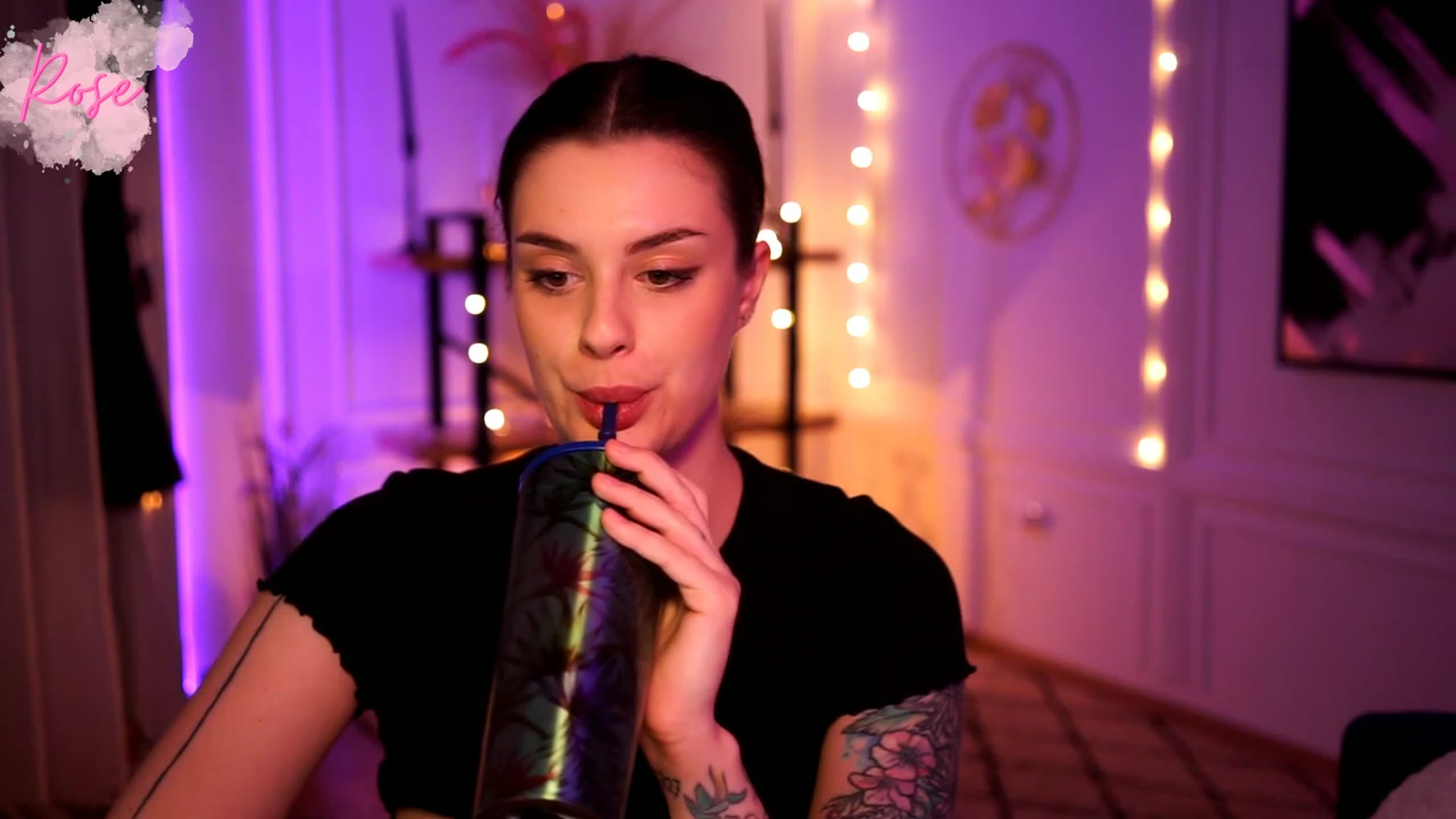 Gallery image thumbnail from lucynutty's myfreecams stream on, 02/11/2023, 15:10 image 7 of 20