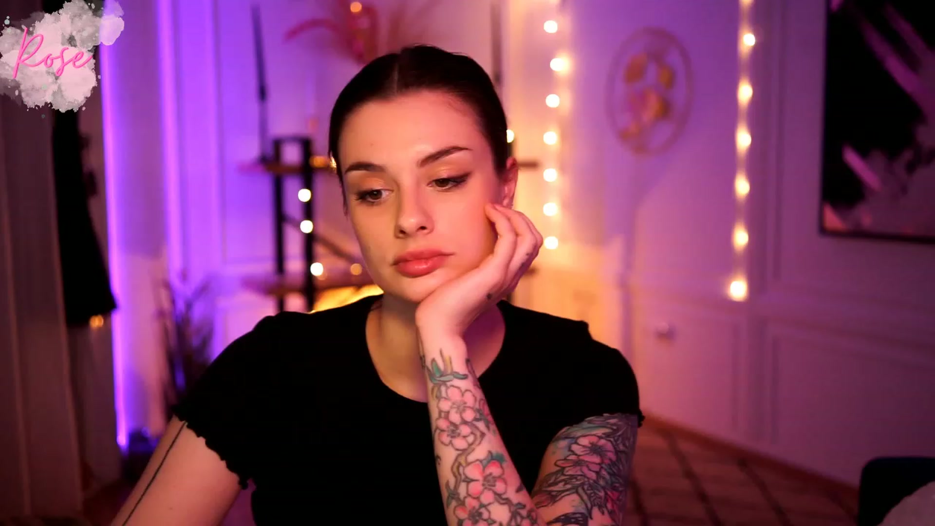 Gallery image thumbnail from lucynutty's myfreecams stream on, 02/11/2023, 15:10 image 5 of 20