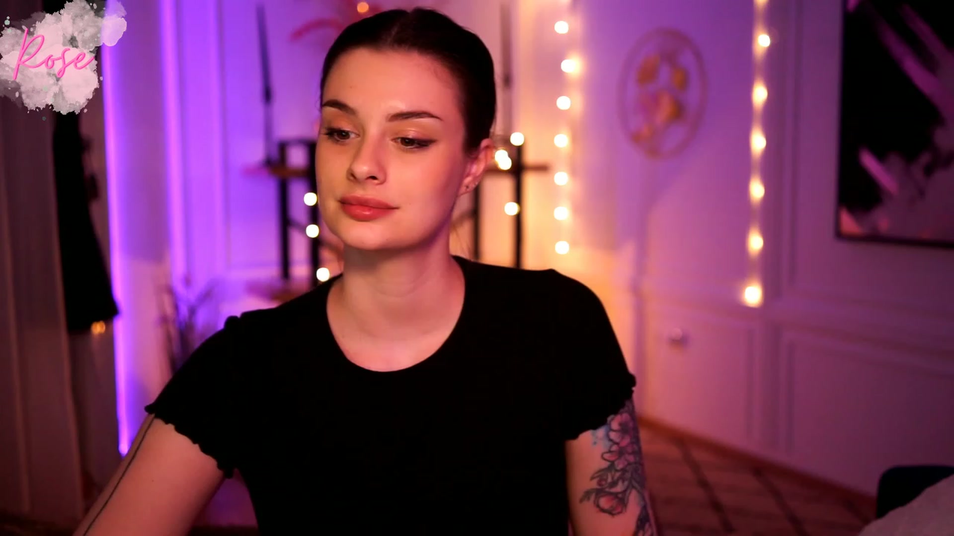 Gallery image thumbnail from lucynutty's myfreecams stream on, 02/11/2023, 16:01 image 6 of 20