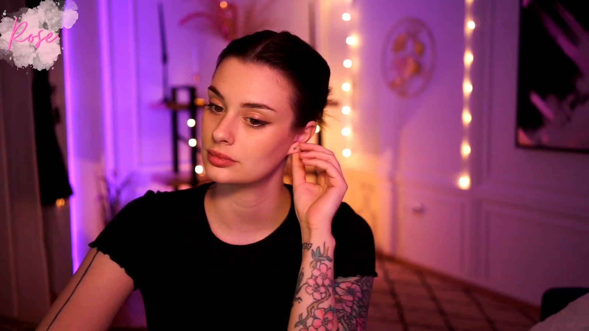 Gallery image thumbnail from lucynutty's myfreecams stream on, 02/11/2023, 16:01 image 19 of 20