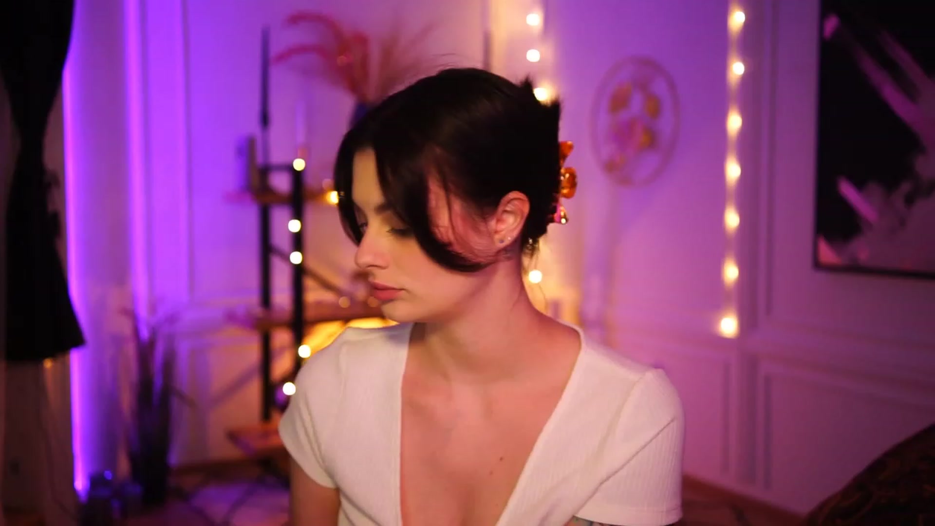 Gallery image thumbnail from lucynutty's myfreecams stream on, 03/06/2023, 18:08 image 1 of 20