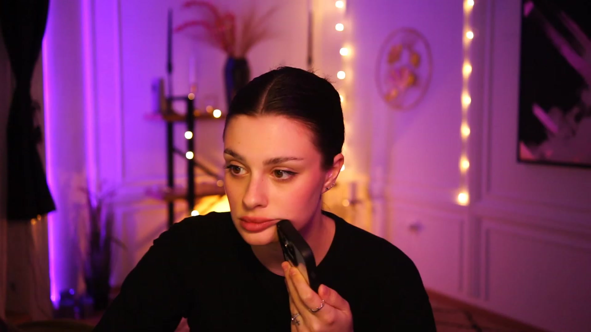 Gallery image thumbnail from lucynutty's myfreecams stream on, 03/07/2023, 20:59 image 20 of 20