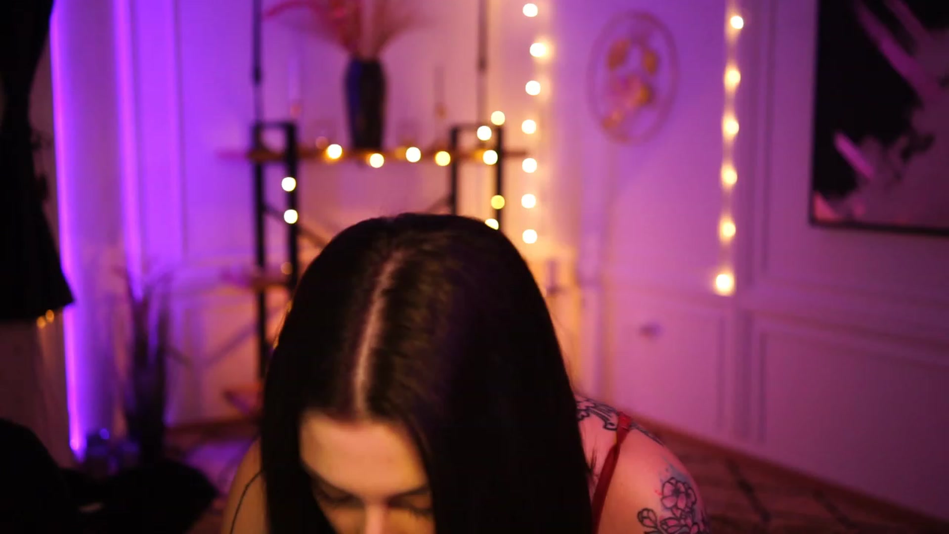 Gallery image thumbnail from lucynutty's myfreecams stream on, 03/12/2023, 21:27 image 18 of 20