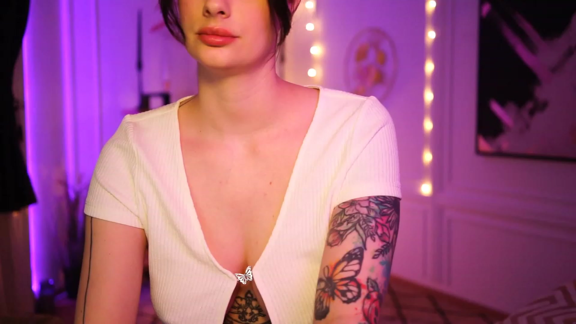 Gallery image thumbnail from lucynutty's myfreecams stream on, 03/18/2023, 14:28 image 9 of 20