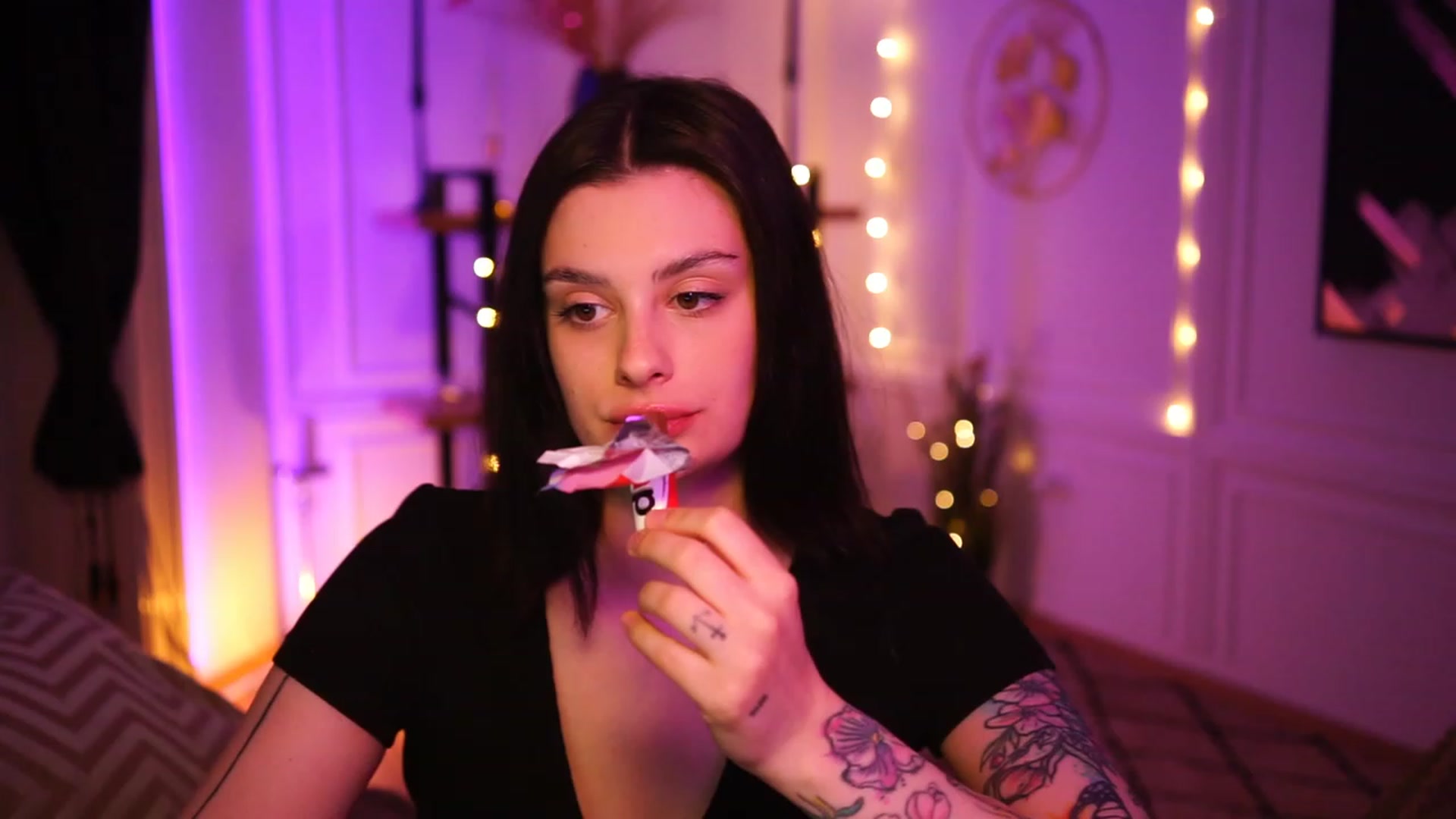 Gallery image thumbnail from lucynutty's myfreecams stream on, 04/02/2023, 15:24 image 1 of 20