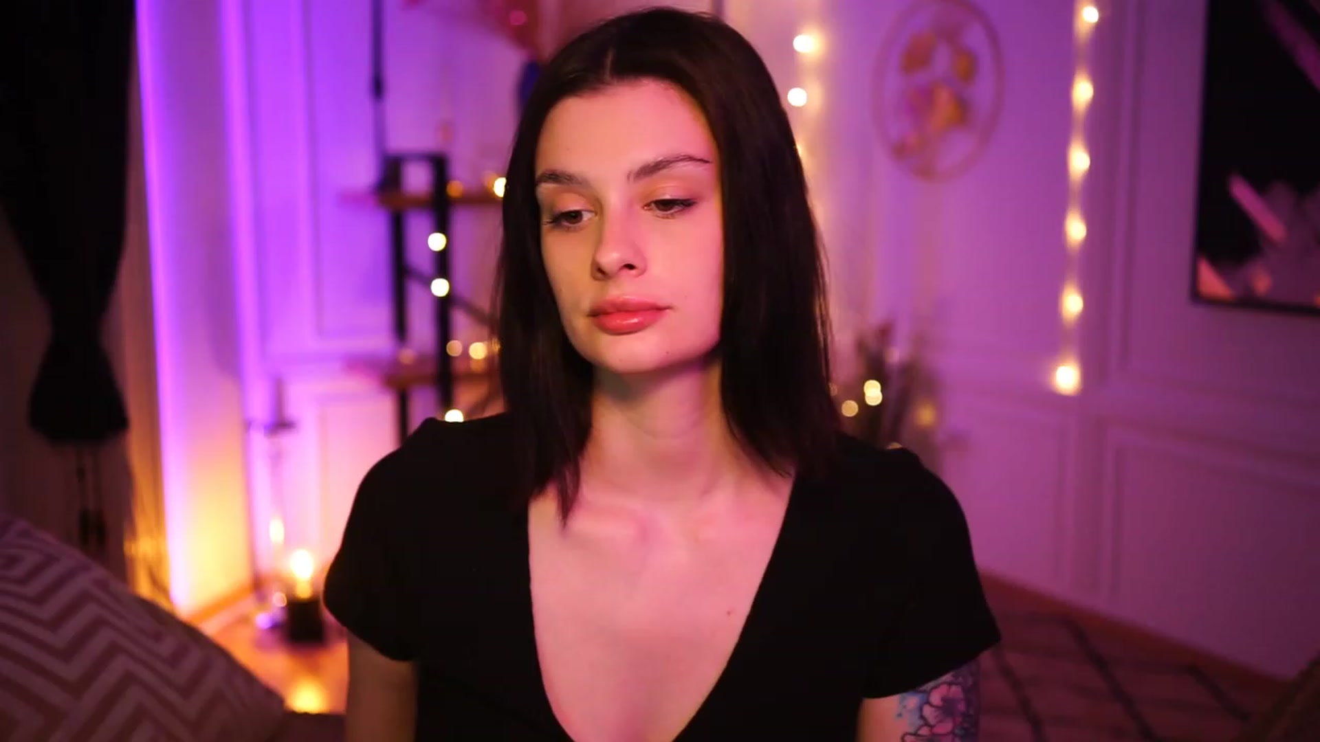 Gallery image thumbnail from lucynutty's myfreecams stream on, 04/02/2023, 15:24 image 6 of 20