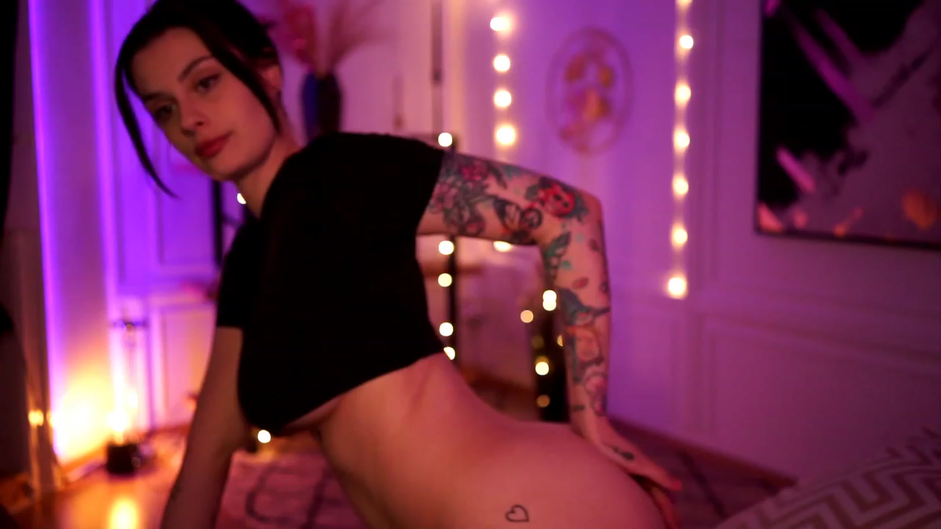 Gallery image thumbnail from lucynutty's myfreecams stream on, 04/13/2023, 11:35 image 4 of 20