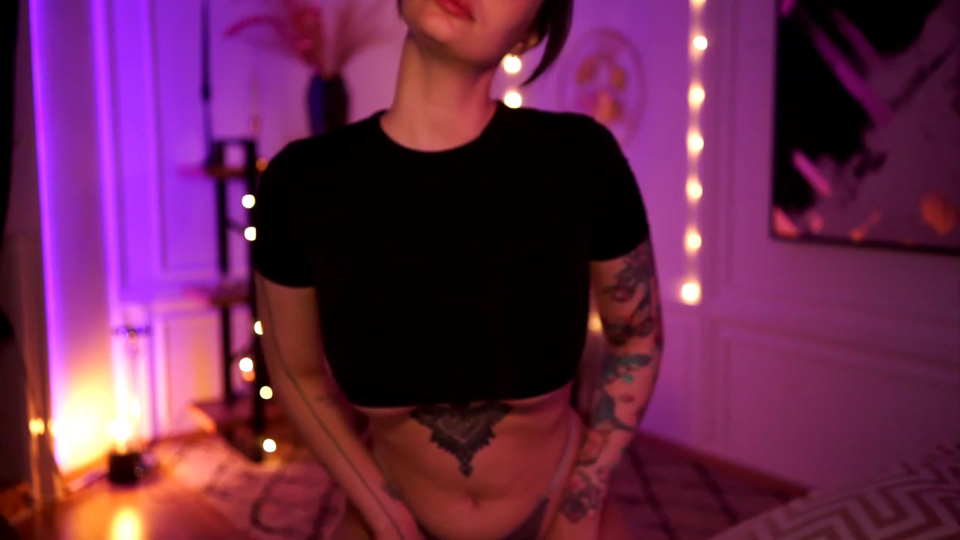 Gallery image thumbnail from lucynutty's myfreecams stream on, 04/13/2023, 13:44 image 6 of 20