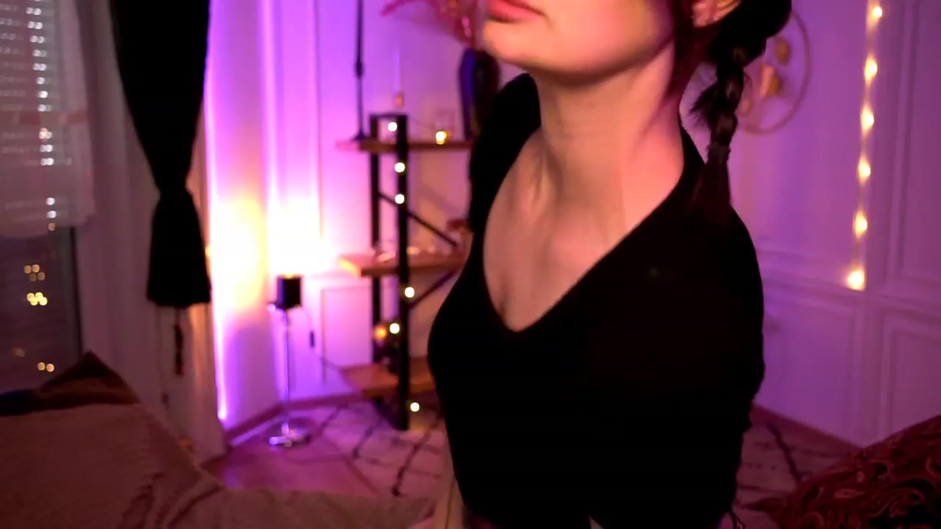 Gallery image thumbnail from lucynutty's myfreecams stream on, 04/30/2023, 12:33 image 2 of 20