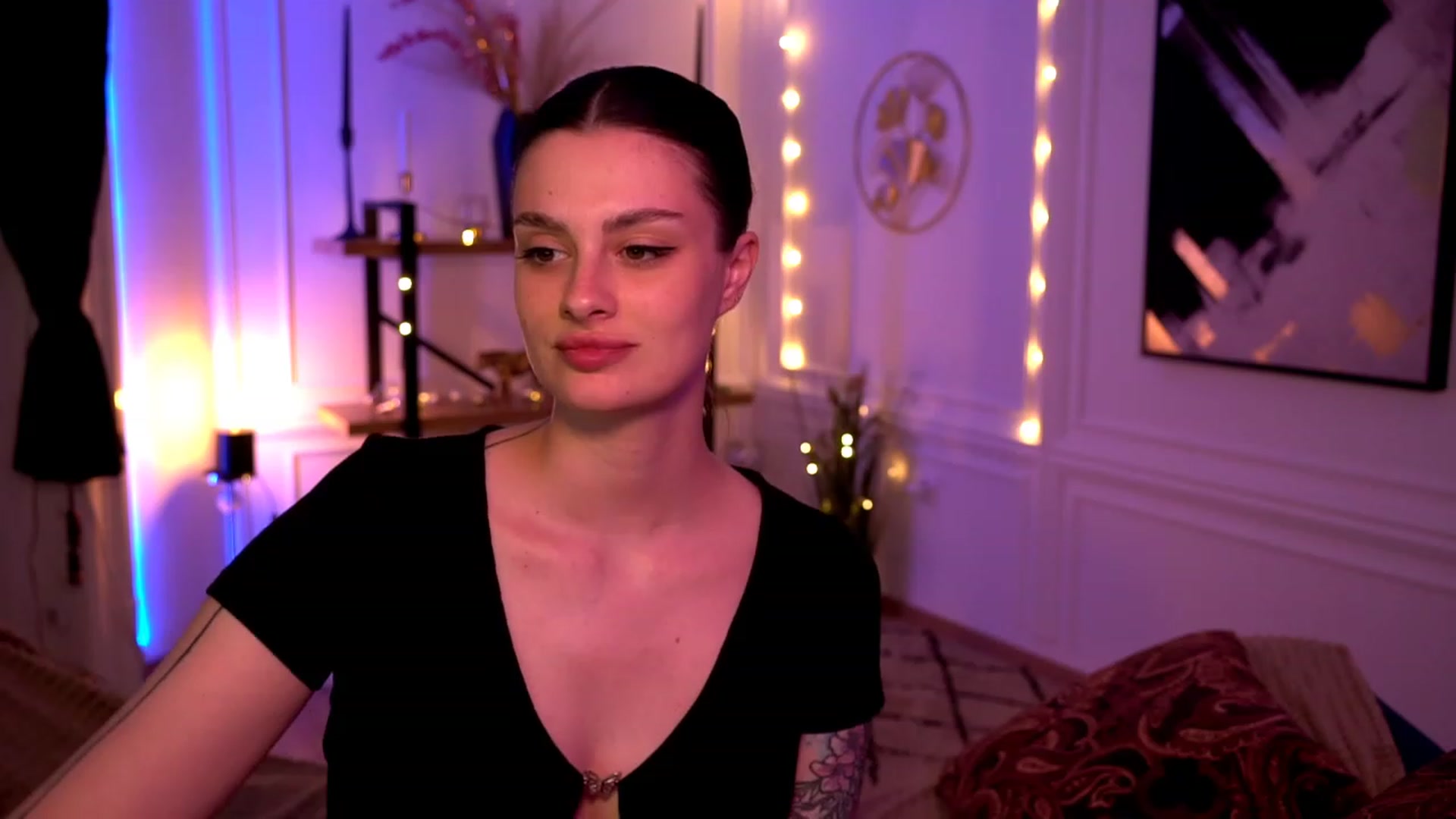 Gallery image thumbnail from lucynutty's myfreecams stream on, 05/04/2023, 11:42 image 19 of 20