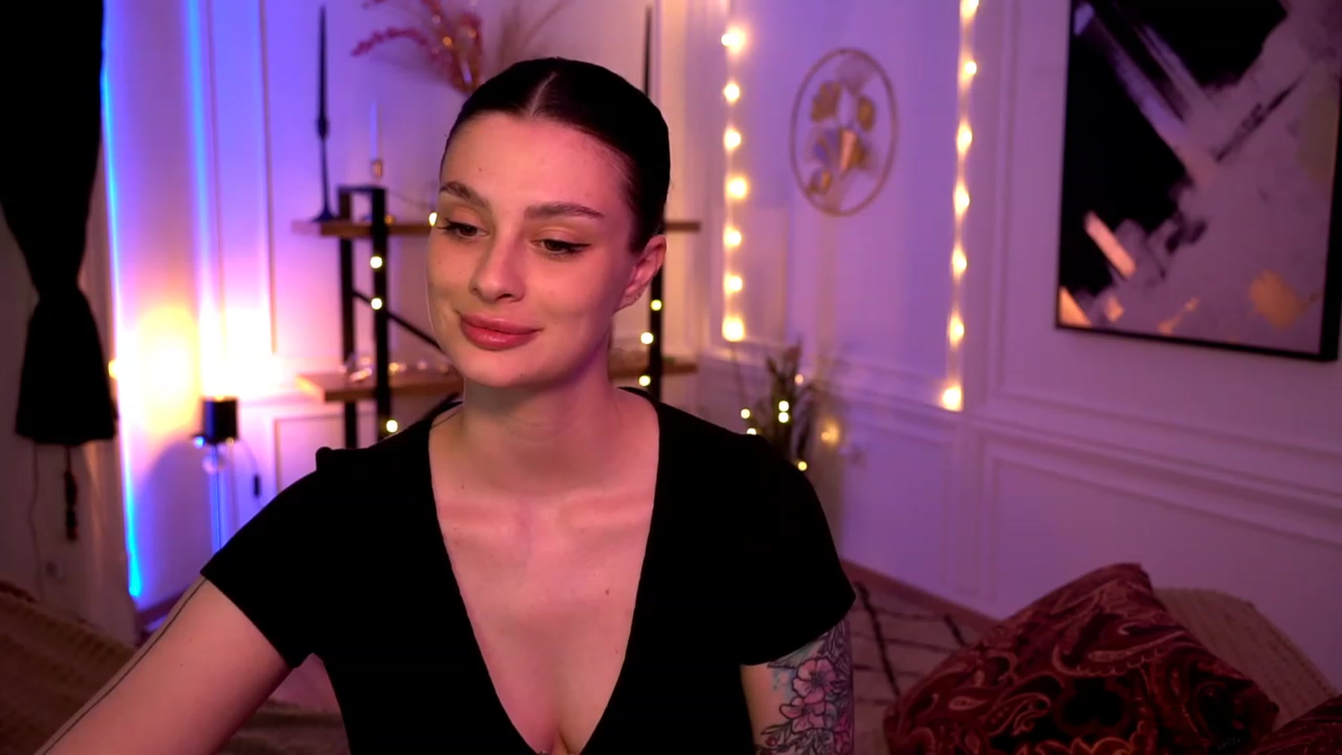 Gallery image thumbnail from lucynutty's myfreecams stream on, 05/04/2023, 11:42 image 4 of 20