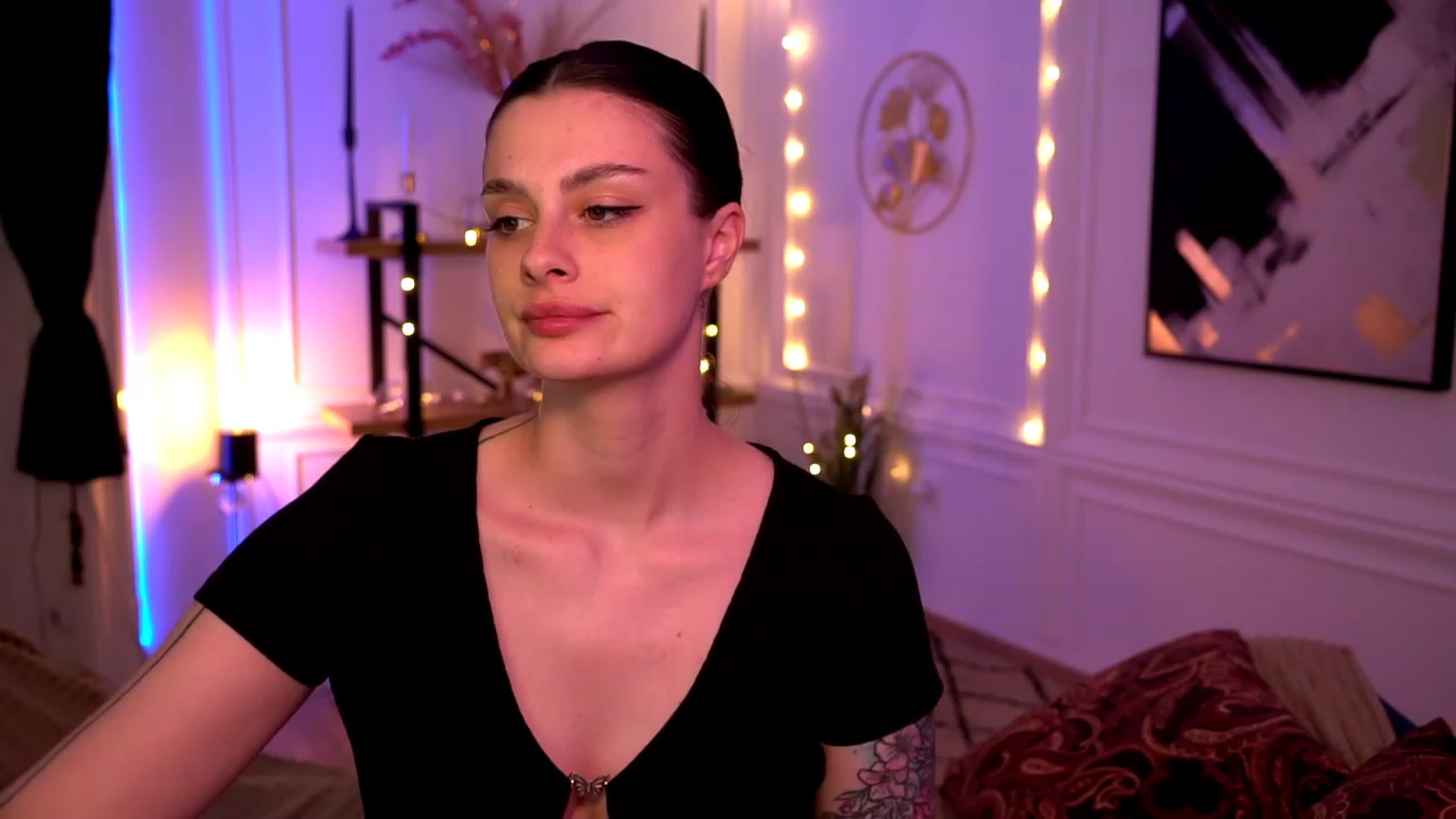 Gallery image thumbnail from lucynutty's myfreecams stream on, 05/04/2023, 11:42 image 16 of 20