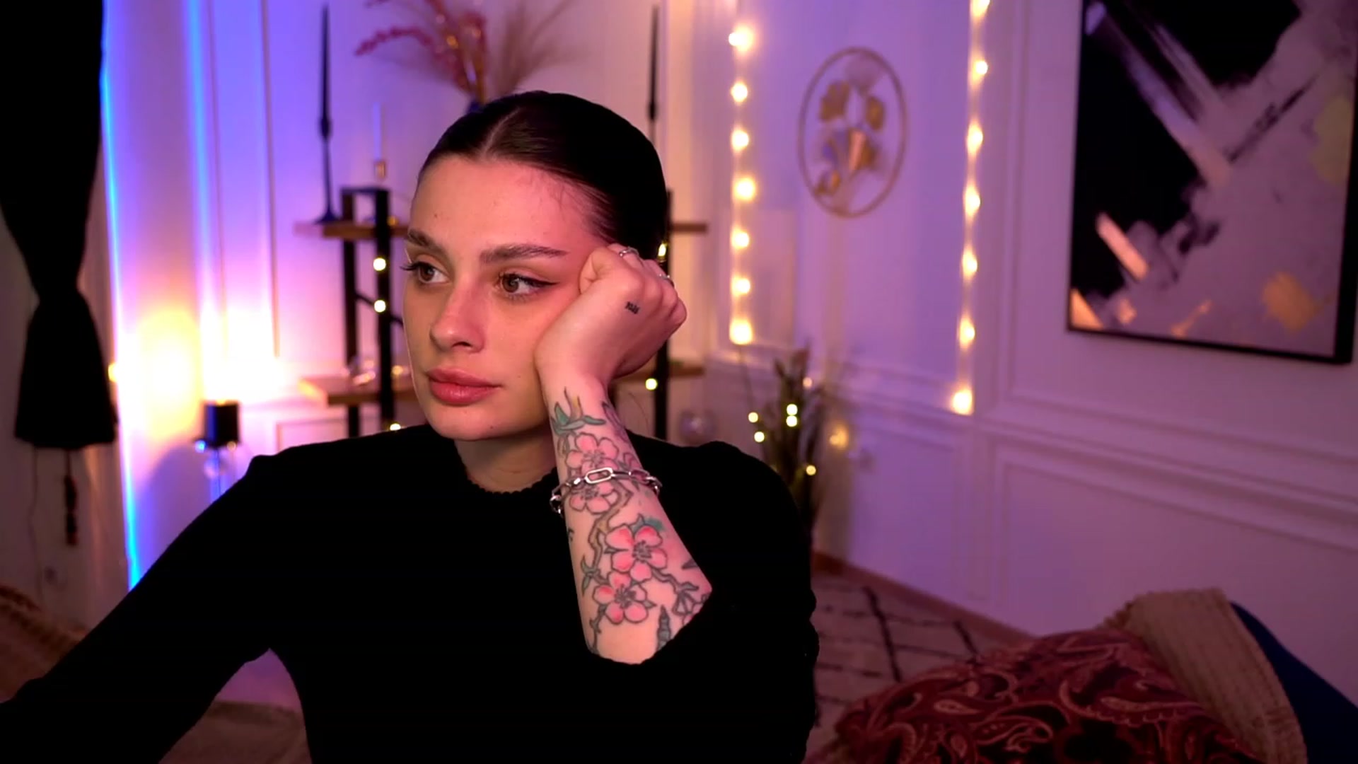 Gallery image thumbnail from lucynutty's myfreecams stream on, 05/04/2023, 14:47 image 20 of 20