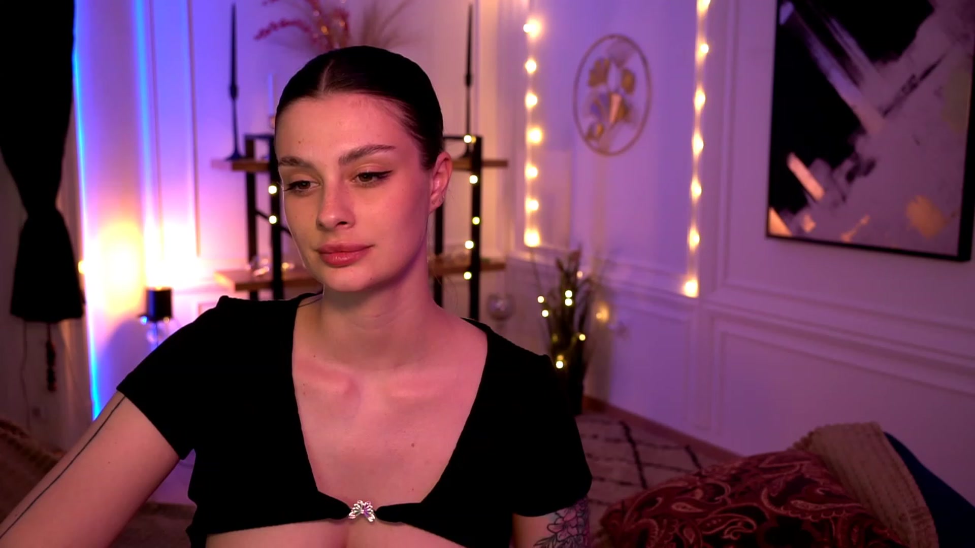 Gallery image thumbnail from lucynutty's myfreecams stream on, 05/04/2023, 14:47 image 18 of 20