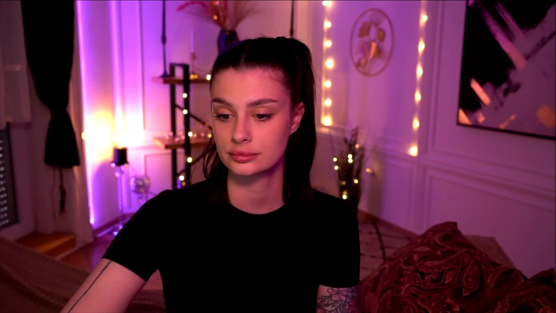 Gallery image thumbnail from lucynutty's myfreecams stream on, 05/11/2023, 17:07 image 1 of 20