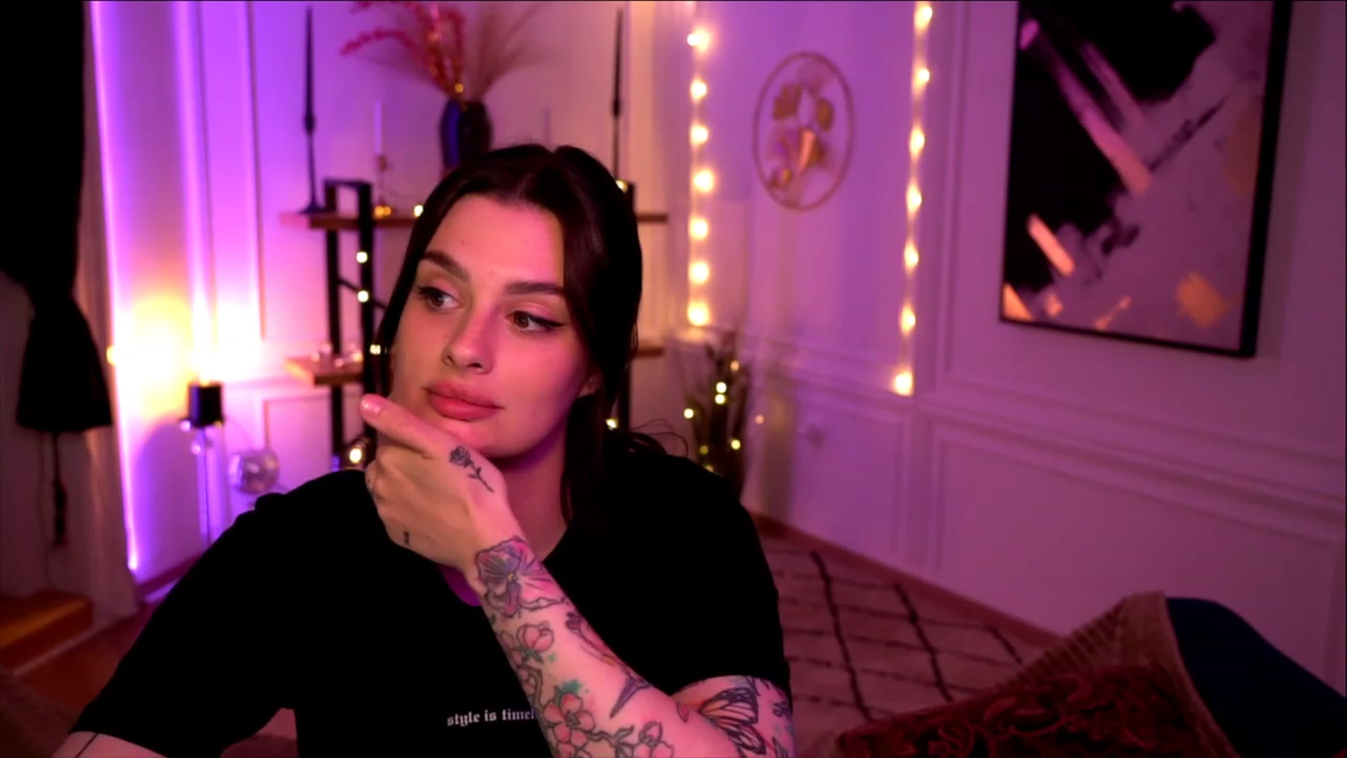 Gallery image thumbnail from lucynutty's myfreecams stream on, 05/13/2023, 13:58 image 6 of 20
