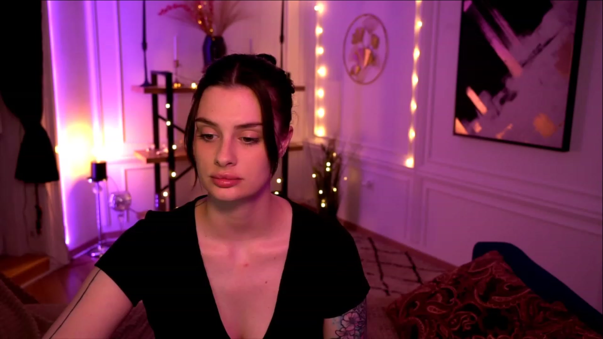 Gallery image thumbnail from lucynutty's myfreecams stream on, 05/16/2023, 19:01 image 5 of 20
