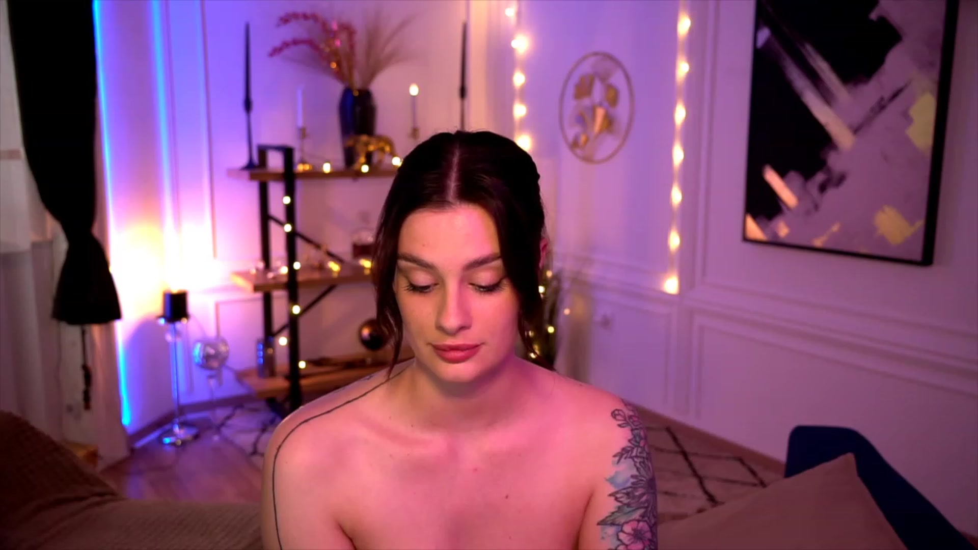 Gallery image thumbnail from lucynutty's myfreecams stream on, 05/20/2023, 13:56 image 20 of 20