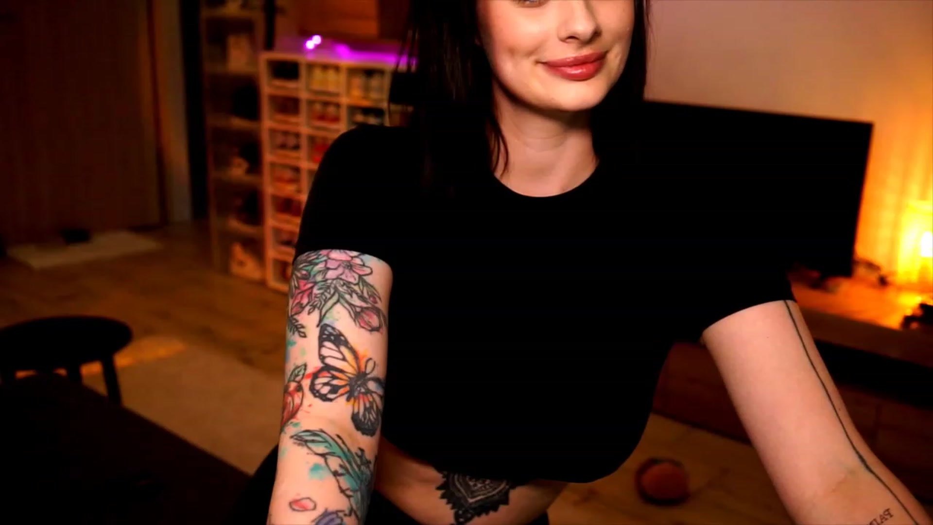 Gallery image thumbnail from lucynutty's myfreecams stream on, 06/04/2023, 15:14 image 4 of 20