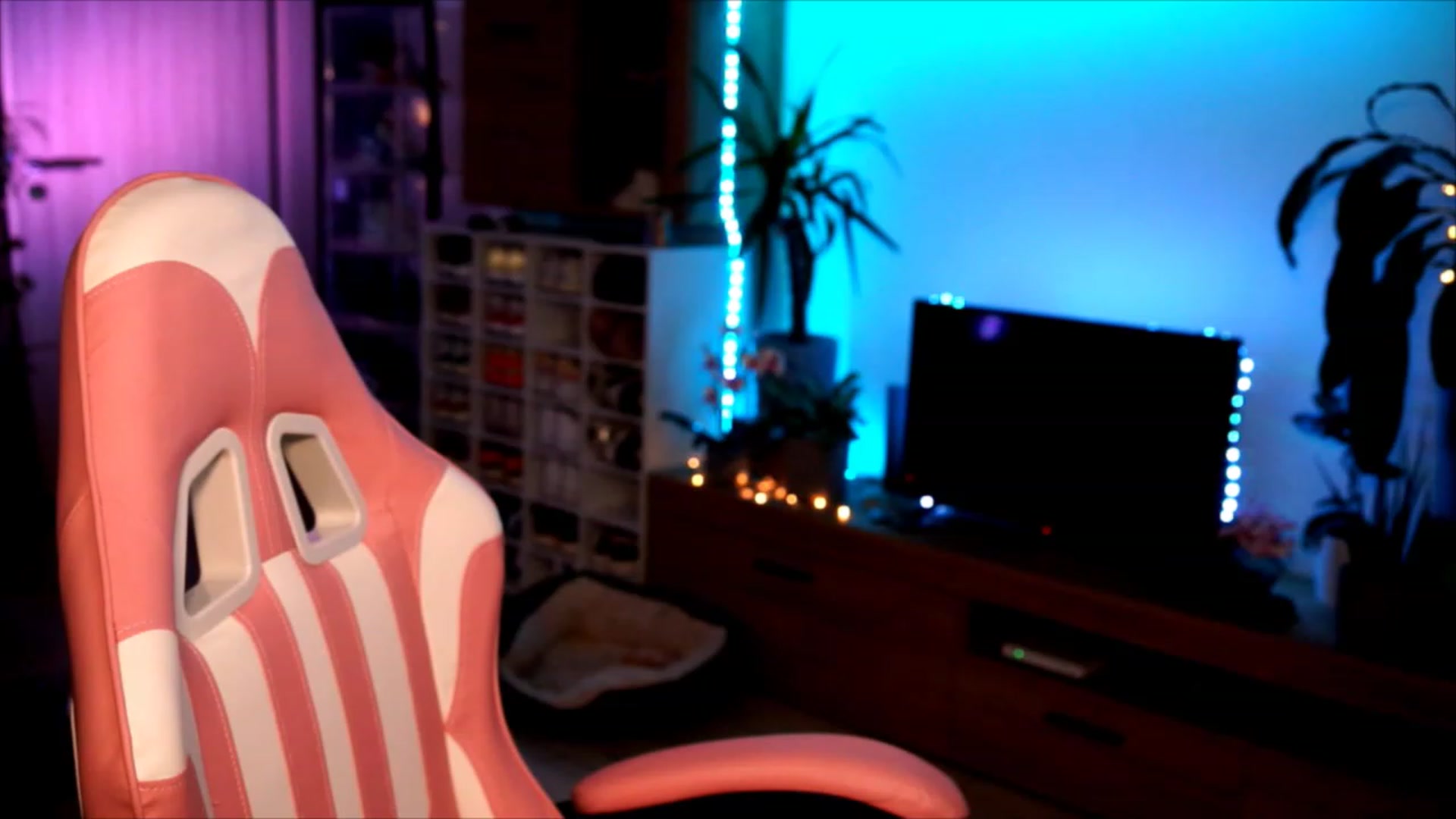 Gallery image thumbnail from lucynutty's myfreecams stream on, 06/10/2023, 20:29 image 9 of 20