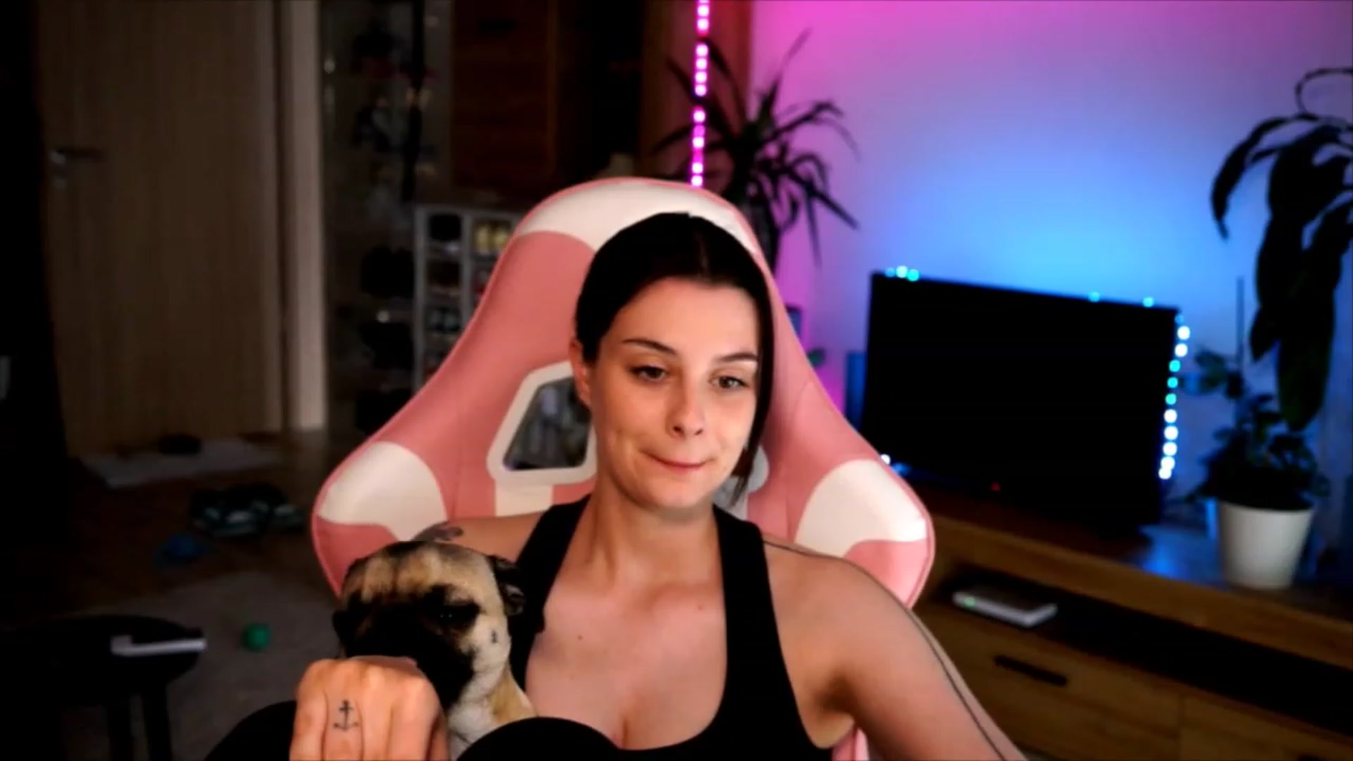 Gallery image thumbnail from lucynutty's myfreecams stream on, 06/11/2023, 11:16 image 11 of 20